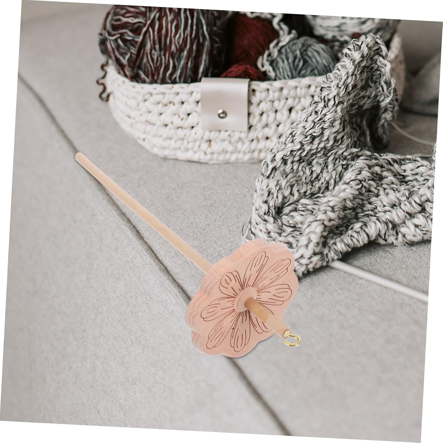 Wooden Spindle for Yarn Spinning Yarn Spinner Hand Carders Spinning Wheel Whorl System