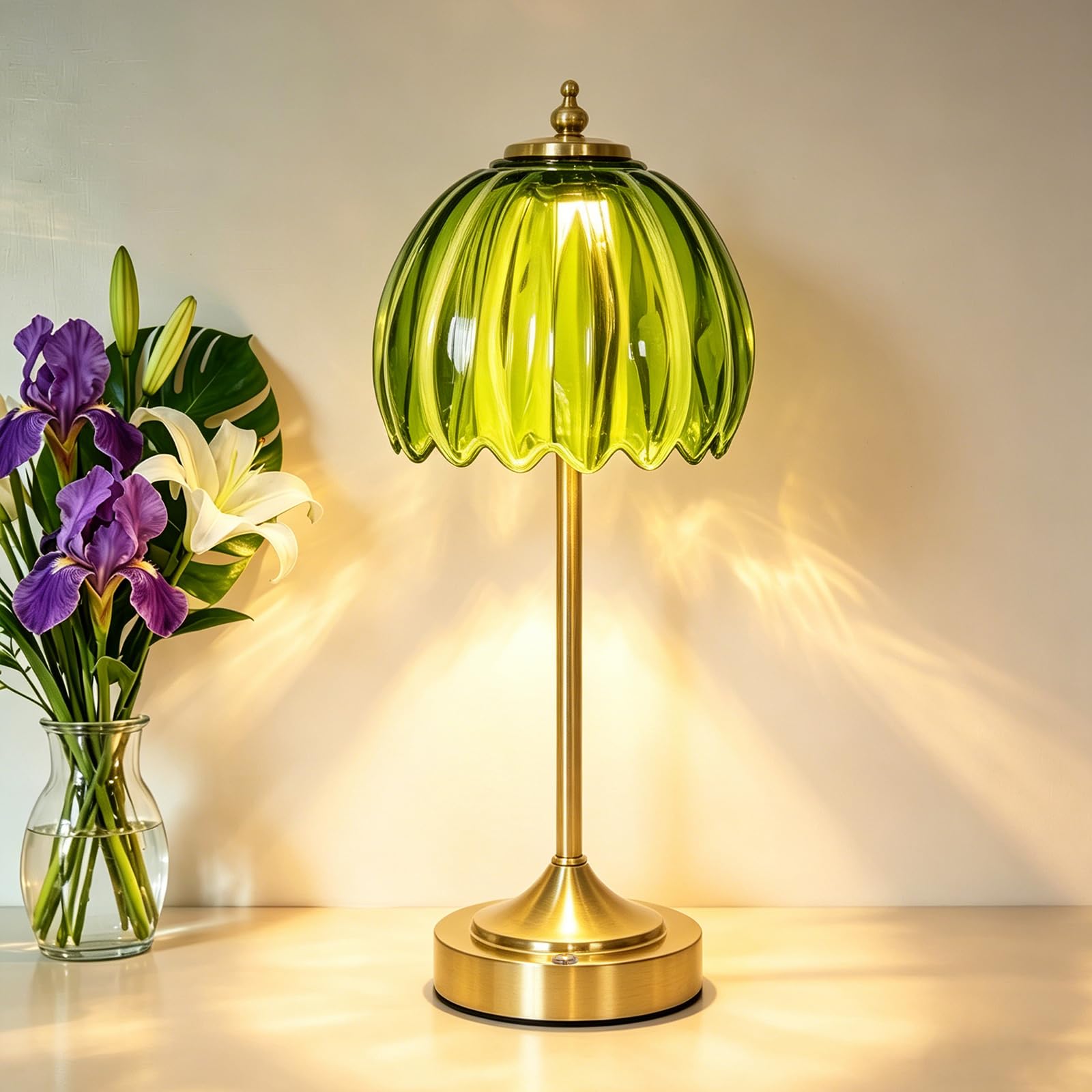 Vloitgol Tulip Table Lamp with 5000mAh Battery & Touch Control, Cordless Small Table Lamp with 3 Colors, Dimmable Rechargeable Table Lamps for Living Room, Bedroom, Bedside, Nightstand (Green Tulip)