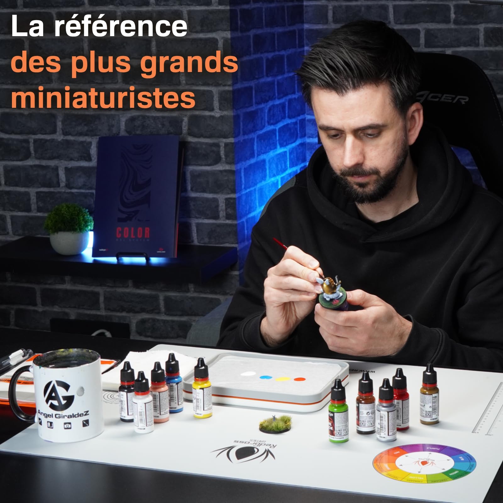 Redgrassgames Everlasting Wet Palette pour Peinture Miniature et Acrylique - Painter Lite 8.9" - Approuvée par Les Peintres Pros - Palette Humide avec Couvercle, Joint, 50 Feuilles, 2 mousses