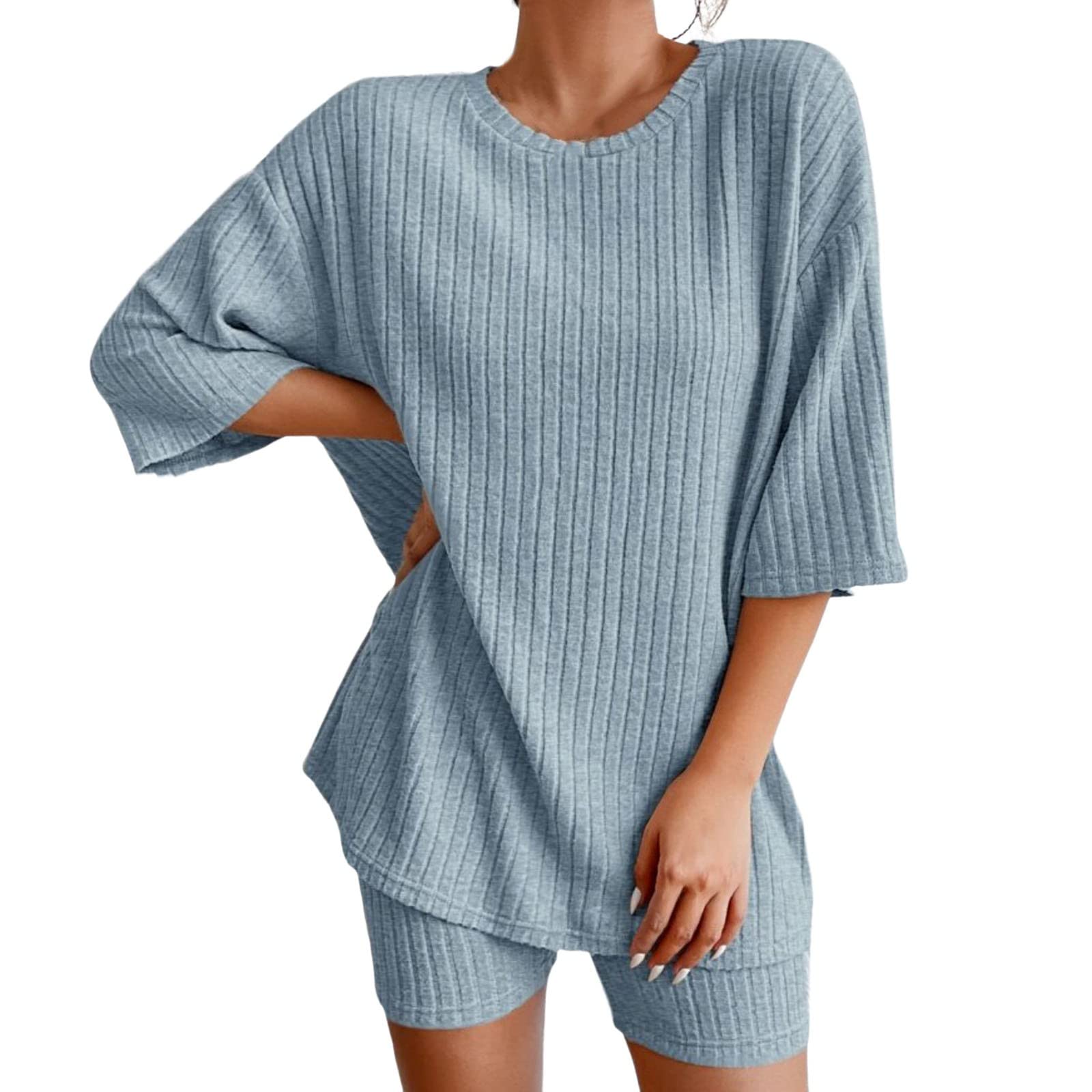 Costume décontracté couleur unie été avec finitions soignées