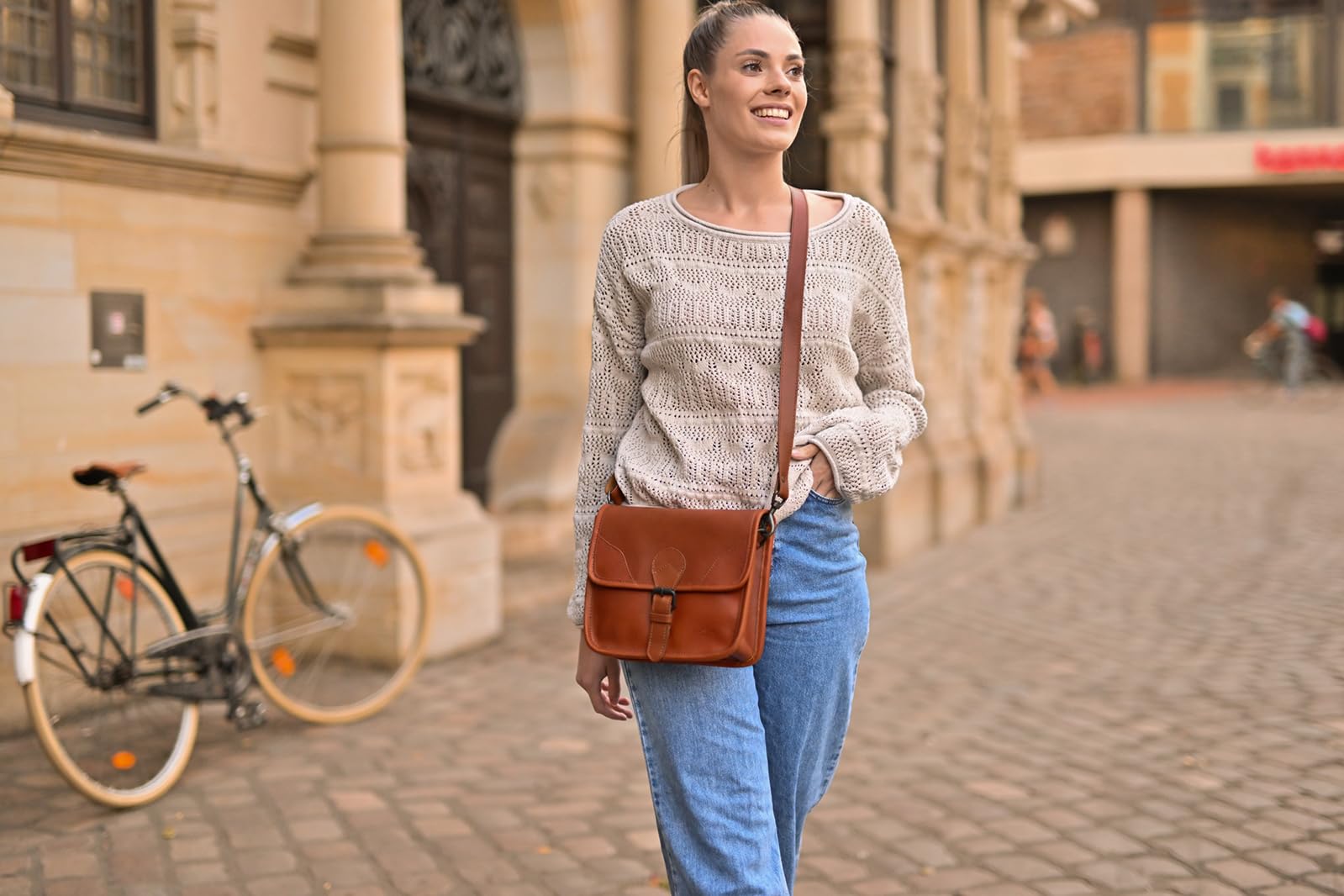 Gusti Sac de Guidon en Cuir - Barry H. Sacoche pour vélo Sac pour Guidon de vélo Sac à bandoulière Adaptateur KLICKfix Unisexe Cuir Marron