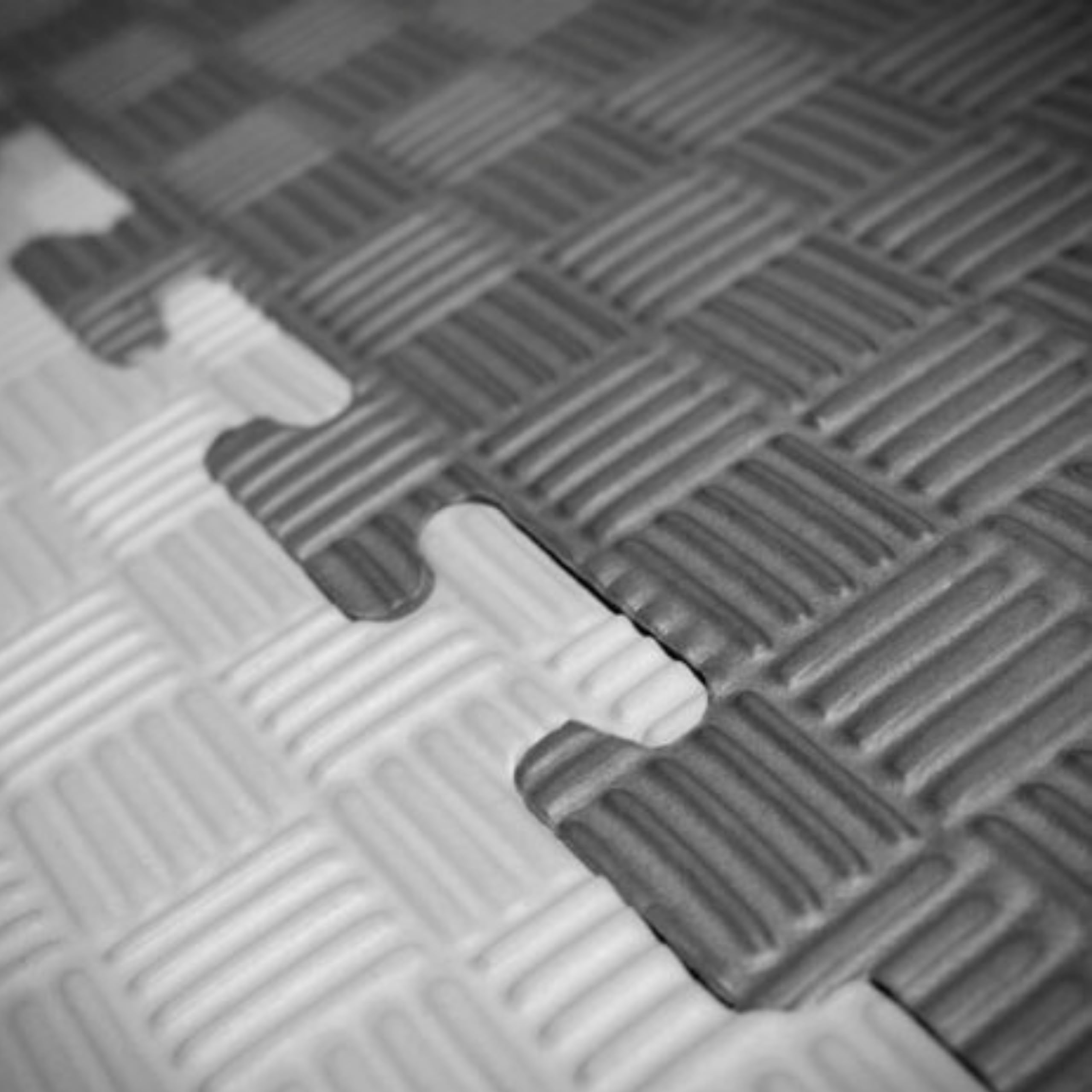Tapis de sol en tatami pour salle de sport puzzle, épaisseur 4 cm, 1 dalle tatami 100x100 cm, Sol en Eva pour salle de sport, Sol anti-traumatisme (Noir/Gris)