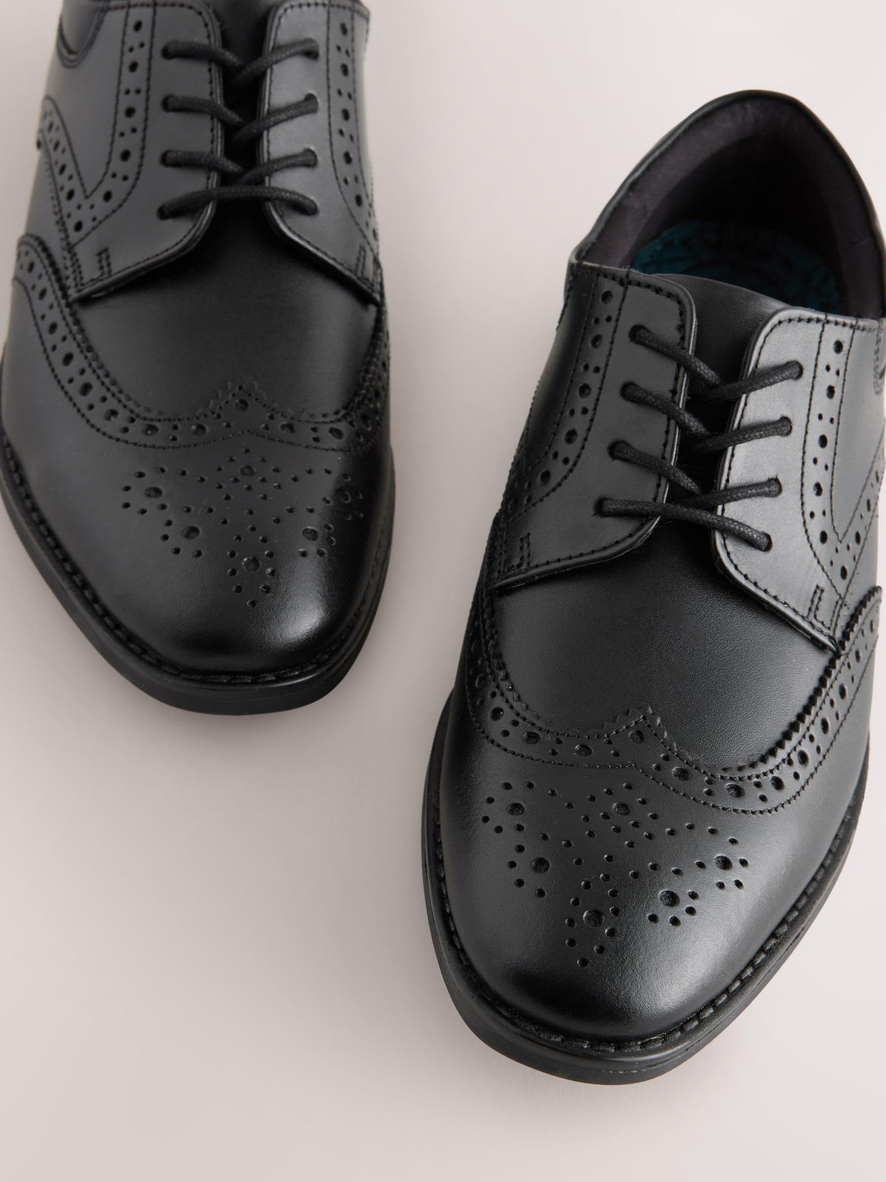 NEXT Garçon Chaussures Richelieu en Cuir à Lacets pour l’école - Pointure Large (G)