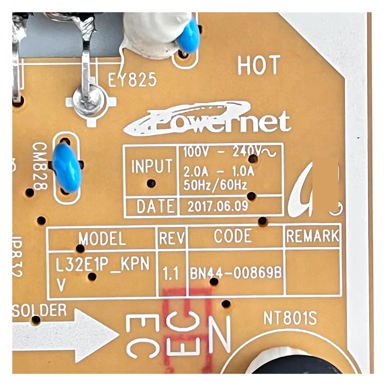 La Carte D'alimentation UE32M5520AK, UE32M5575AU, UE32M5525, UE32M5590, UE32M5500AU Et UE32M5640 Est Compatible Avec L32E1P_KPN (BN44-00869A = BN44-00869B).