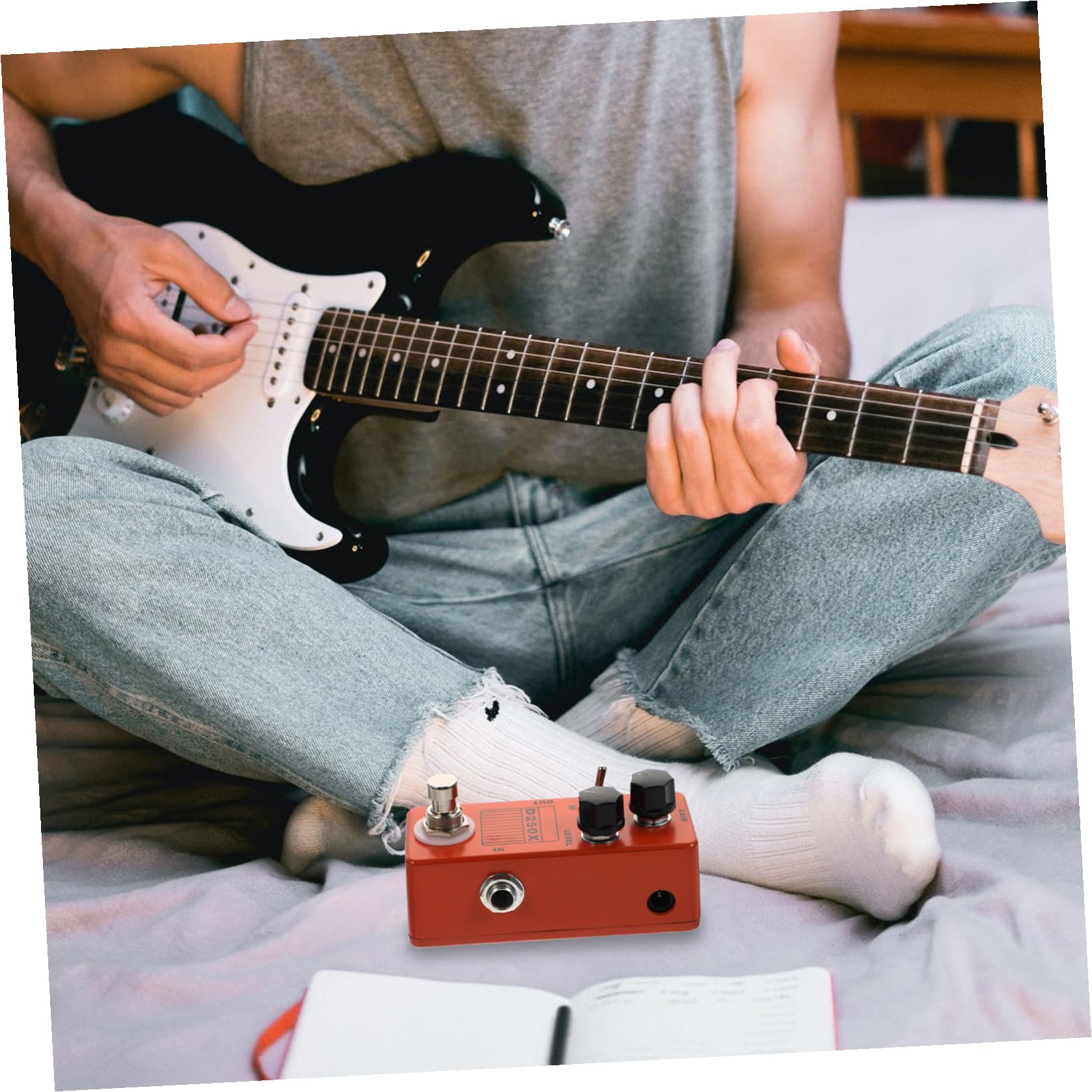 UPKOCH Pédale D'effet pour Guitare en Métal, Bypass Véritable, Finition Orange, Accessoires de Guitare pour Distorsion et Overdrive