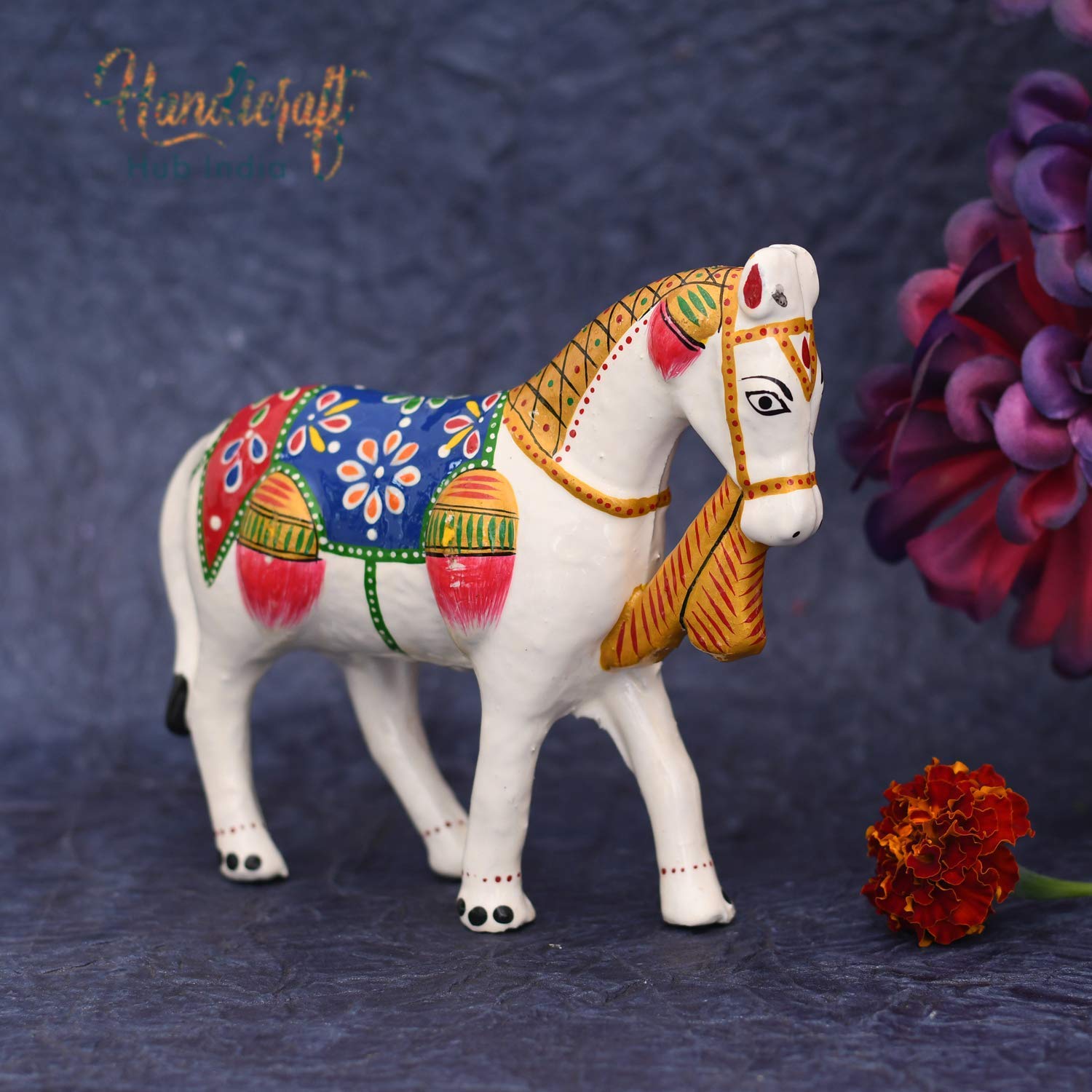 HHI Handcrafted Paper Mache Printed Horse Showpiece Idol for Living Room Home Décor and Gift Purpose, White, Pack of 1