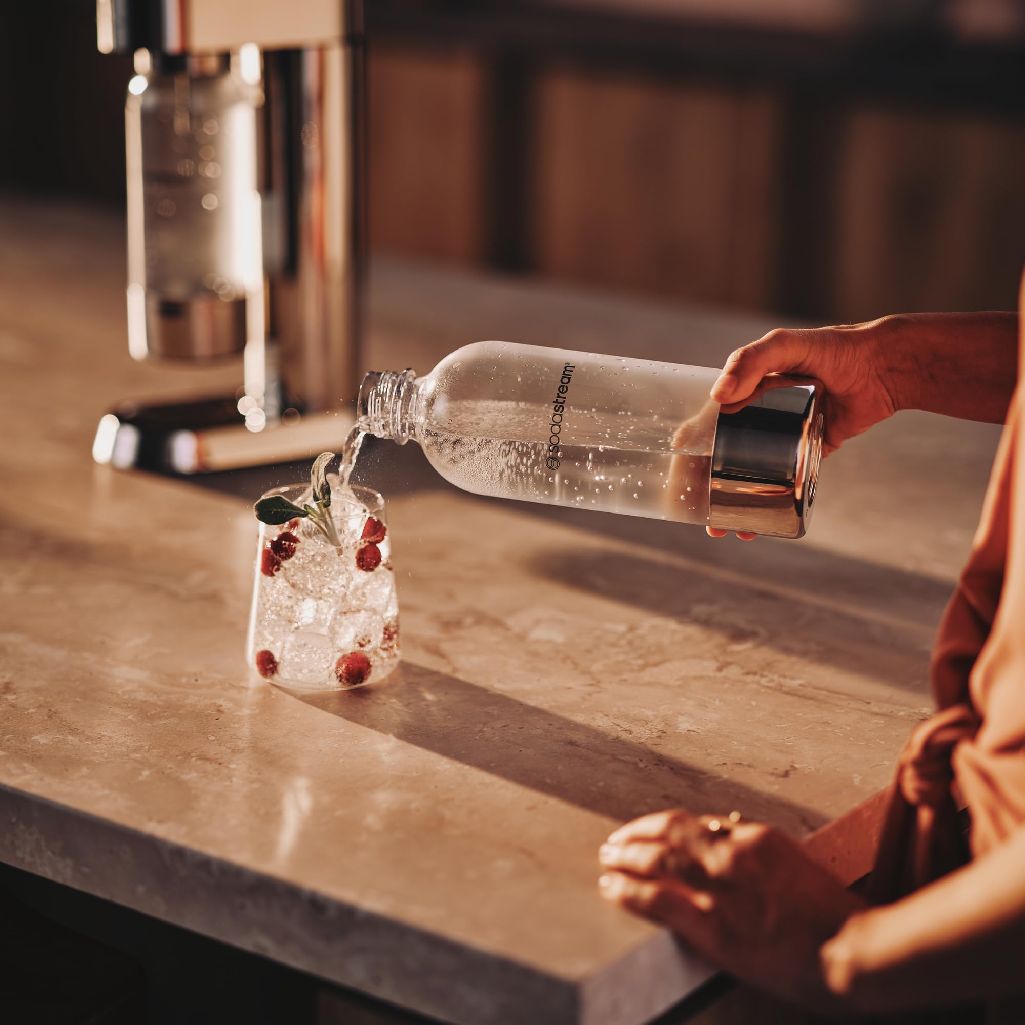 sodastream Enso - Máquina Gasificadora de Agua Premium de Acero Inoxidable, Incluye Botella de 1 Litro para Gasificar Apta para Lavavajillas