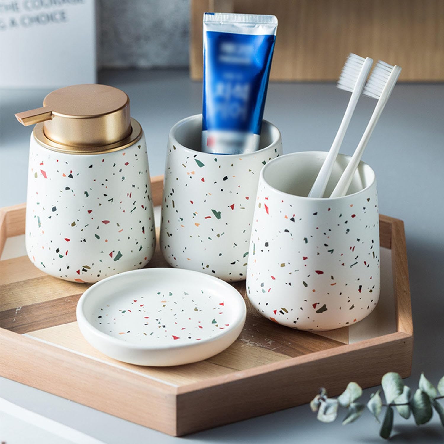 VINGAA Ceramic Bathroom Accessories Set, Bathroom Accessories Sets Complete, Bathroom Soap Dispenser and Toothbrush Holder Set, 4-Piece Bathroom Sink Set, Bathroom Accessory Set, for Home, Bathroom