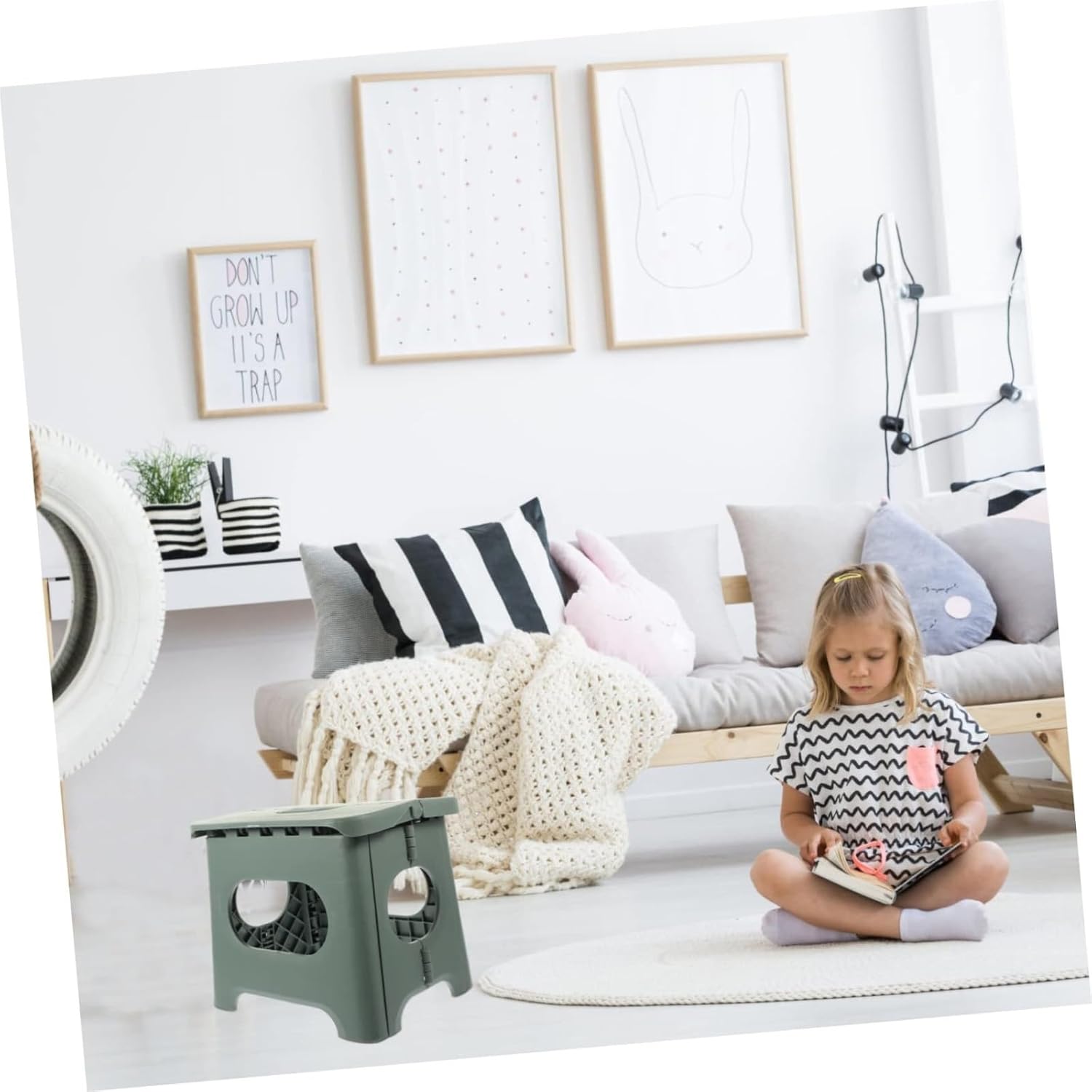 Step Ladder Folding Step Stool Lightweight Plastic Foldable Footstool Non Slip Folding Stools for Kitchen Bathroom Bedroom stepstool(Gr�n,Small)