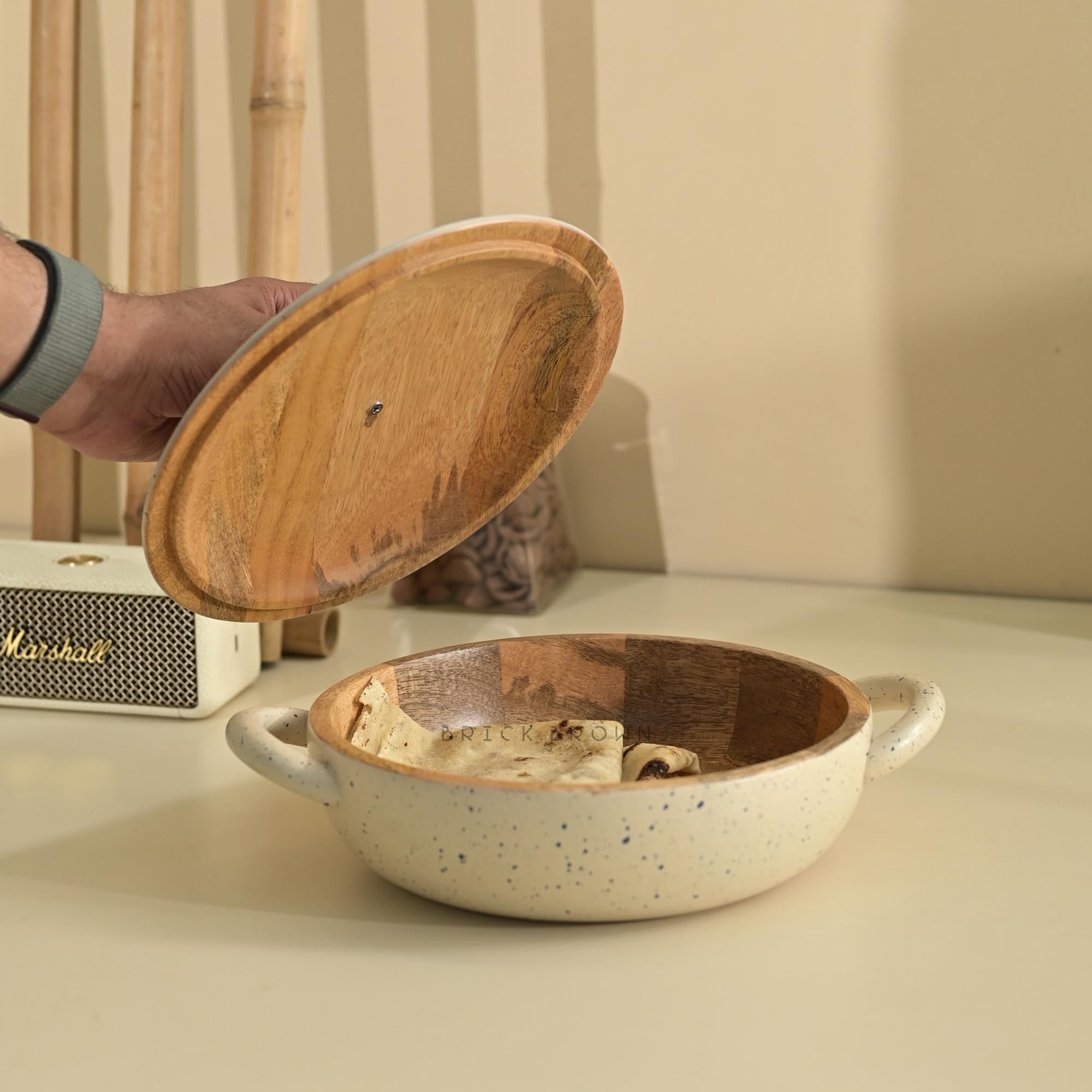 Brick Brown® Pebble Wooden Roti Box with Handle | Chapati Box for Kitchen | Roti Casserole Hot Pot with Lid | Case Roti Dabba Server for Dining Table | Handmade Roti Container (11.5x9x4.4 in) 3