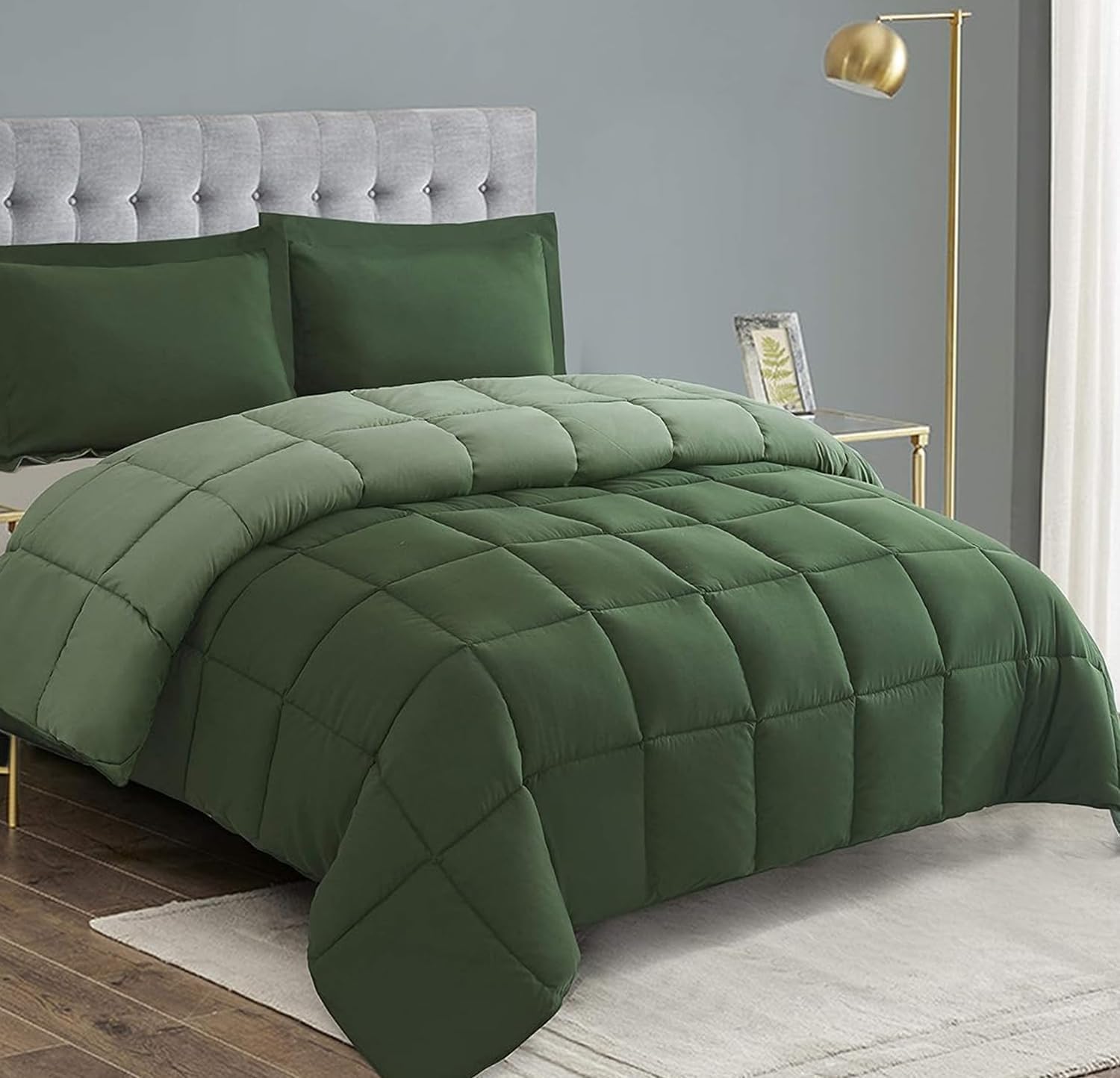 HIG Green Comforter Set