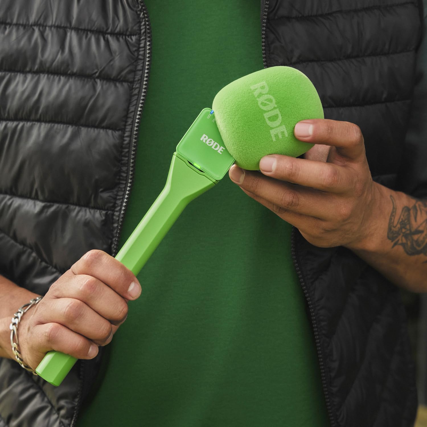 Rode Wireless GO Gen 3 bezprzewodowy 2-kanałowy system radiowy mikrofonowy, zielony, z interview GO, adapter ręczny, zielony i keepdrum, futrzana ochrona przed wiatrem
