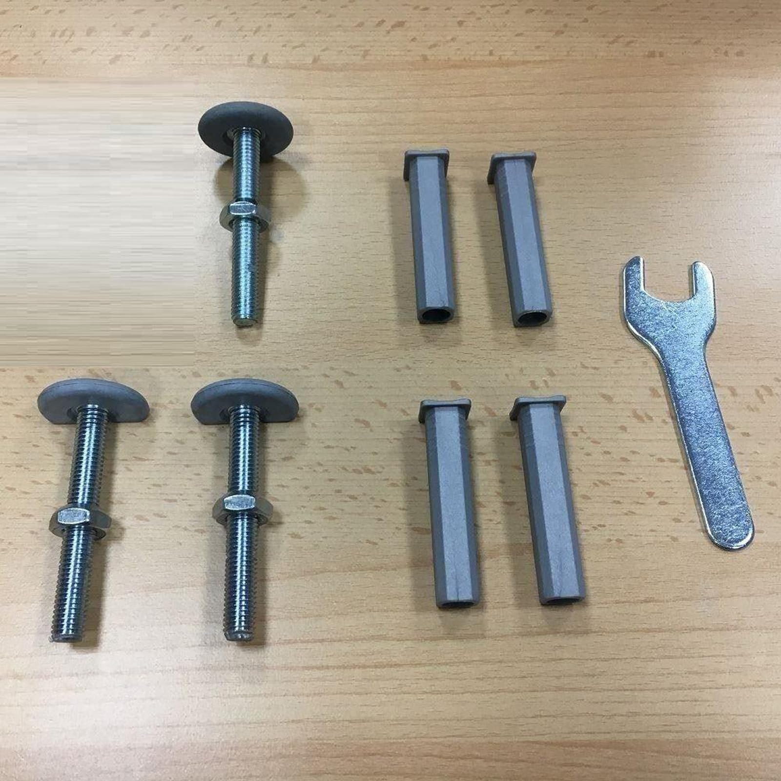 BabyDan Range of Stair Gates Spare Fitting Kits (BabyDan Slimfit and Danamic Narrow Fittings Kit)