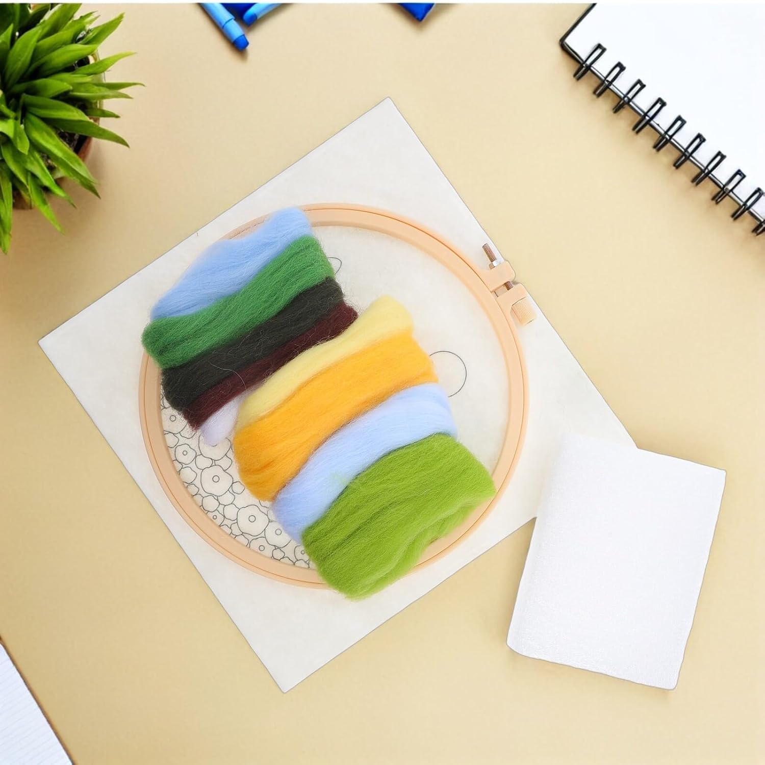 VILLCASE Wool Felting Starter Kit with Felting Needles and 20cm Embroidery Hoop for Beginners Includes Foam Pad and Felt Cloth for Handmade Crafting and Home Decoration