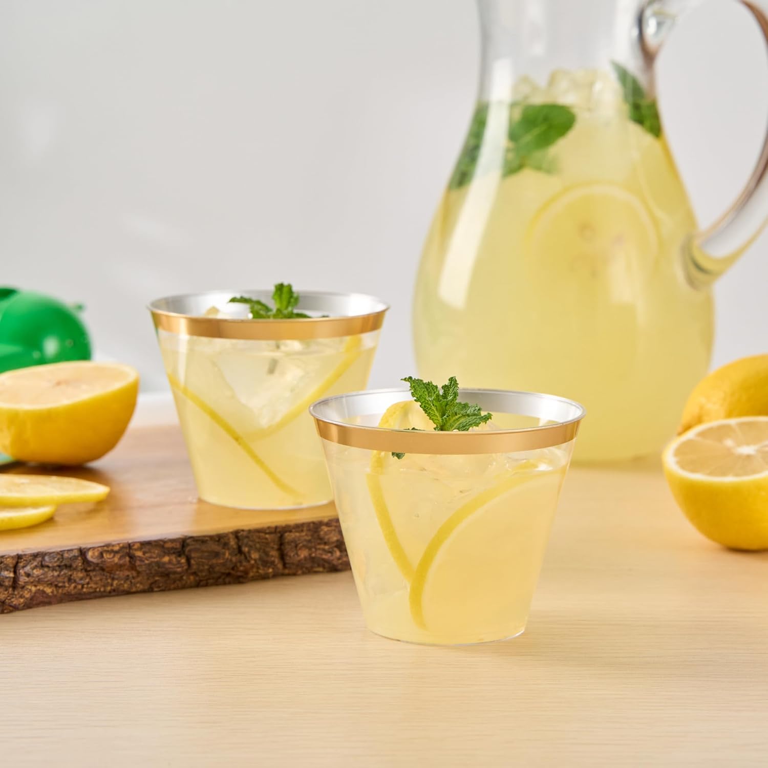 Restaurantware Party Cups 9 oz Pack of 500 Clear Plastic Cups with Gold Rim Disposable, Durable Plastic Glasses Cold Food-Friendly Tumblers for Cocktails at Birthday Parties, Pool Parties