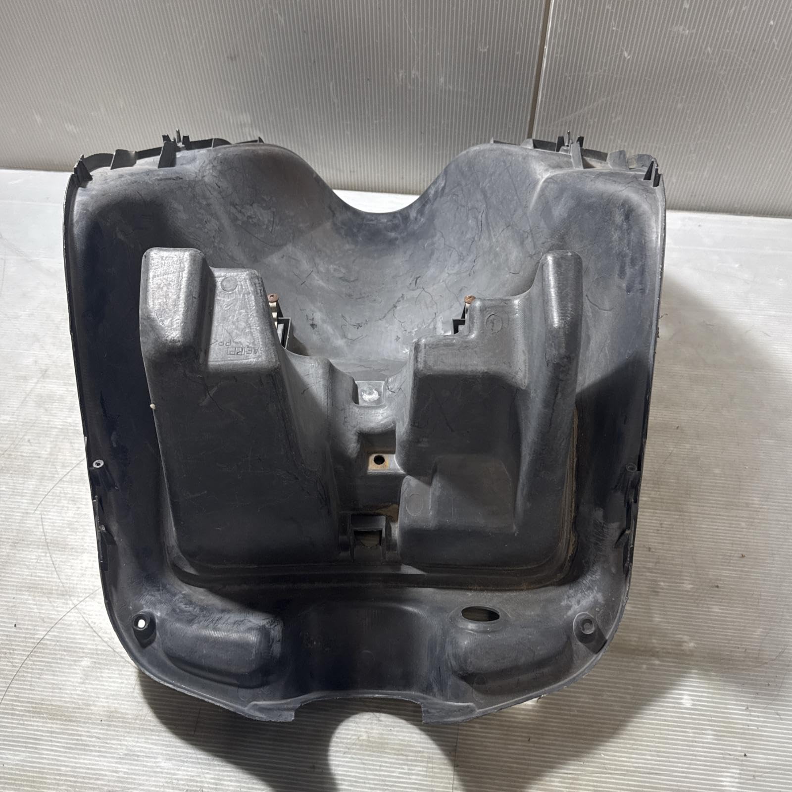 ヴェクスター　125 CF42A Amazon | ヴェクスター125 CF42A フロントインナーカバー VECSTER(C-25