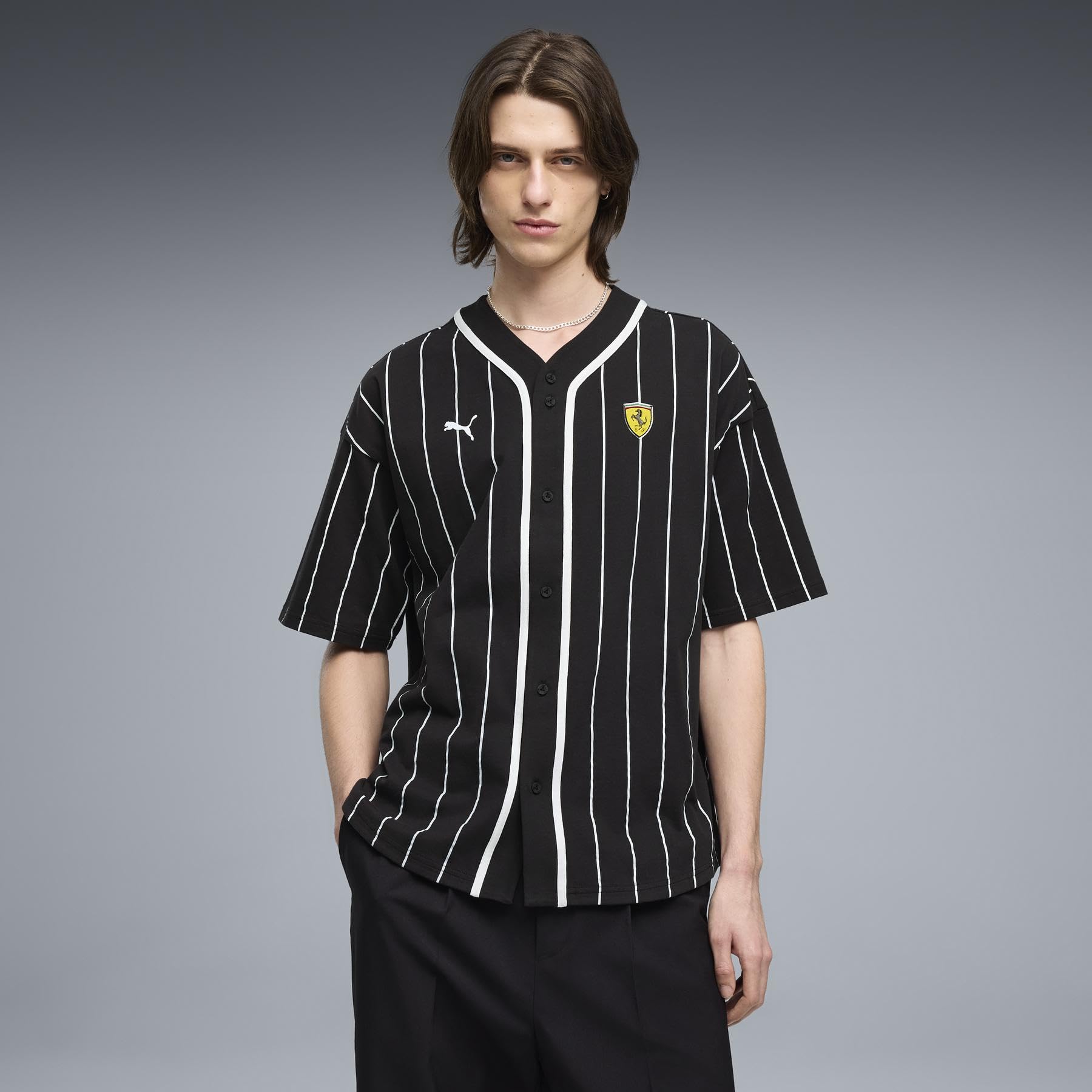 PUMA Scuderia Ferrari F1 Jersey Baseball Homme | Conçue pour les fans de Scuderia Ferrari F1, Design et branding inspirés par l’équipe, Coupe uniforme régulière