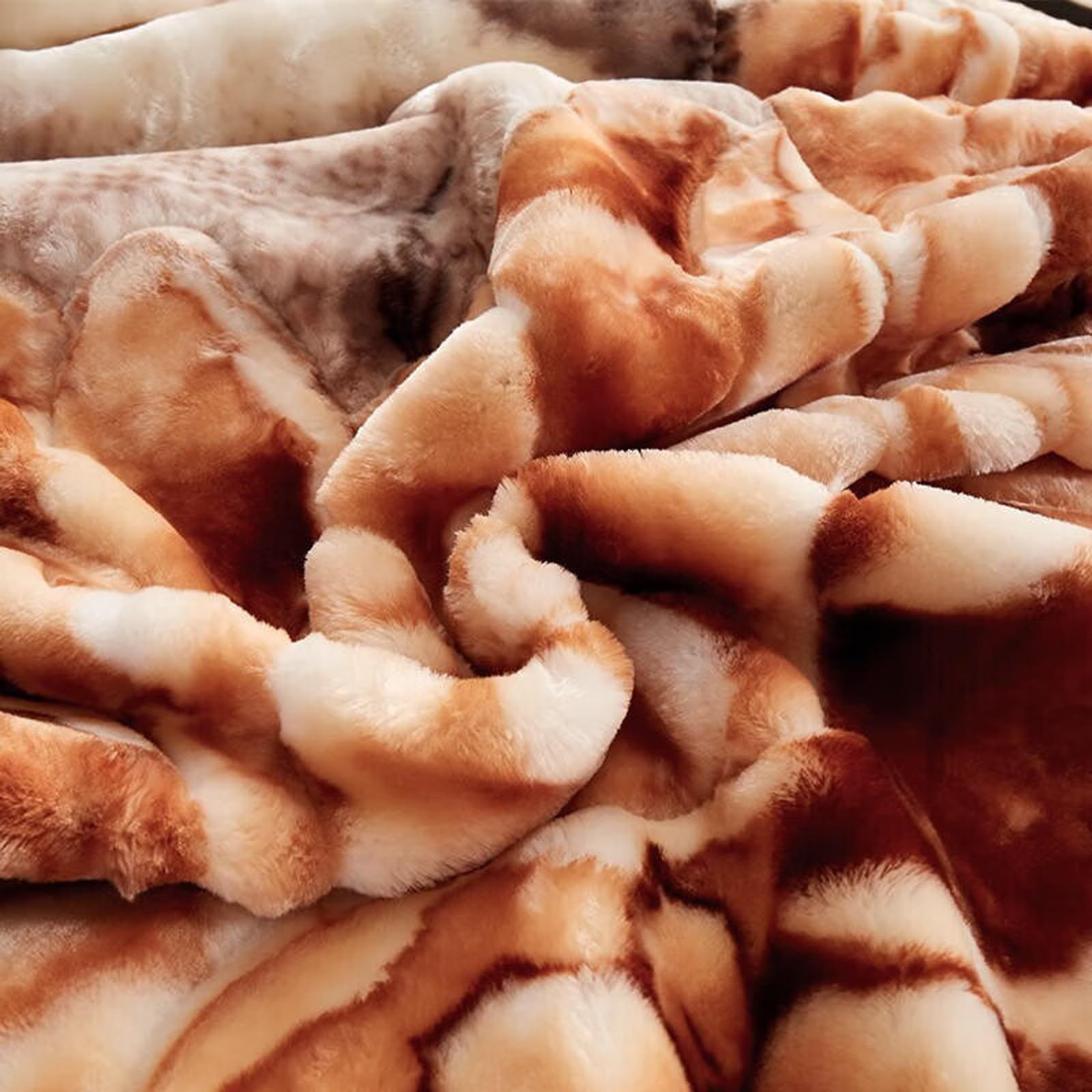 Amazon.com: LGYKUMEG Korean Faux Mink Fleece Twin Blanket, 79
