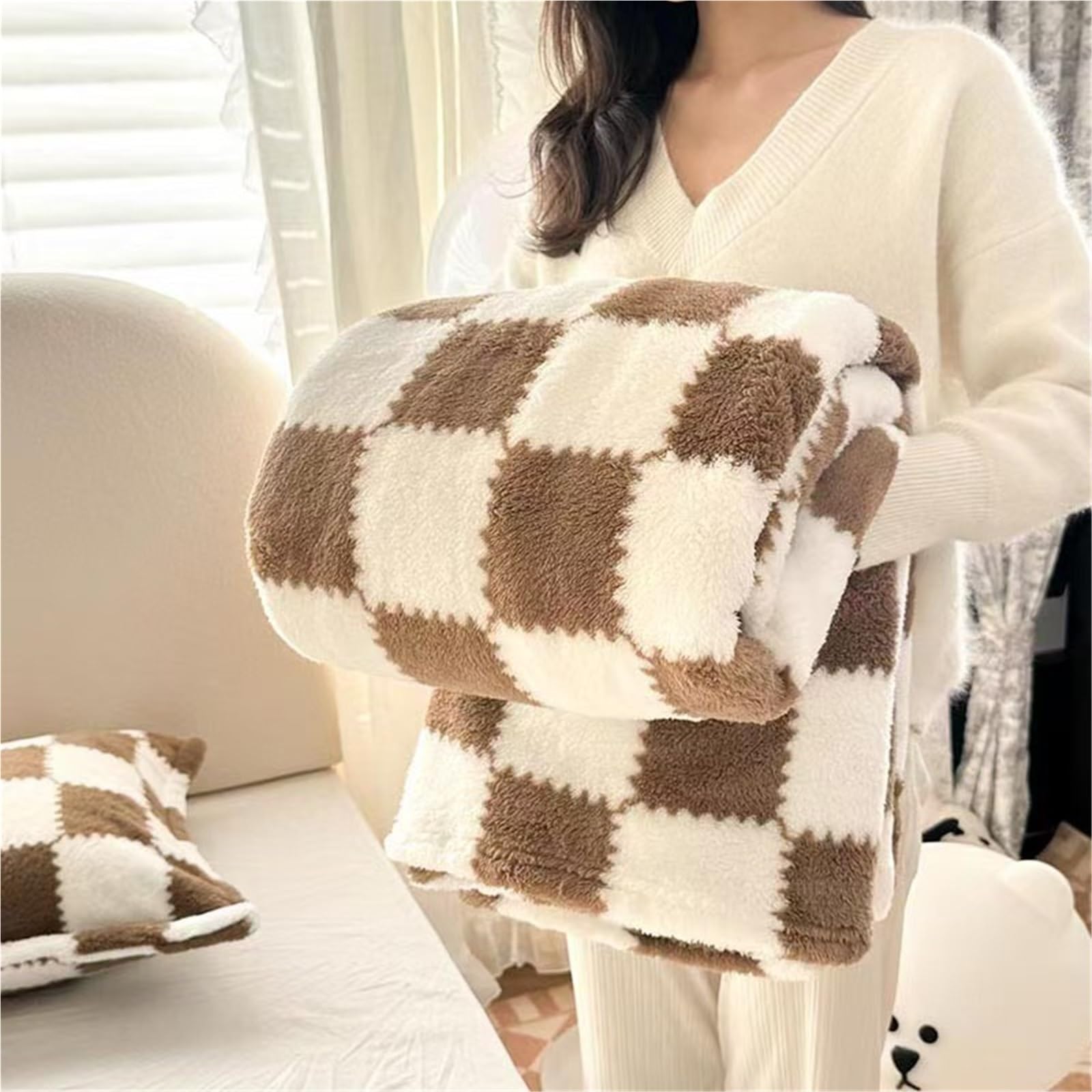LLiuvcc Cozy Plush Throw Blanket，Nap Blanket，Fluffy Warm Plush Blanket for Bed Sofa Living Room，Suitable for All Seasons(Color6,180x200cm)