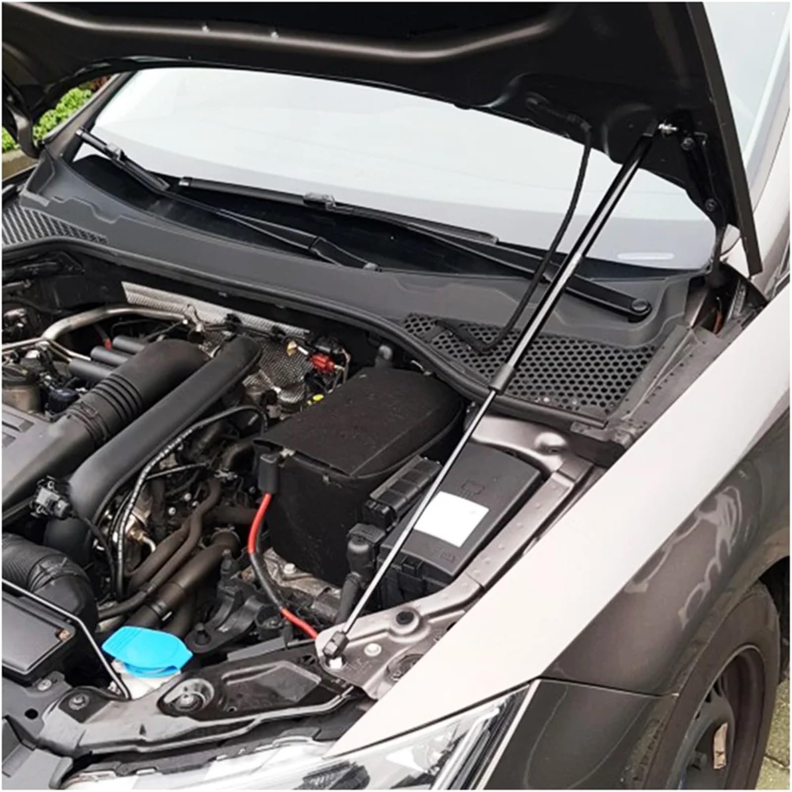 wspornik do podnoszenia sprężyny gazowej Pasuje Do SEAT Leon MK3 2012-2019 Przednia Maska, Modyfikacja, Siłowniki Gazowe Z Włókna Węglowego, Amortyzatory, Akcesoria(Piano black)