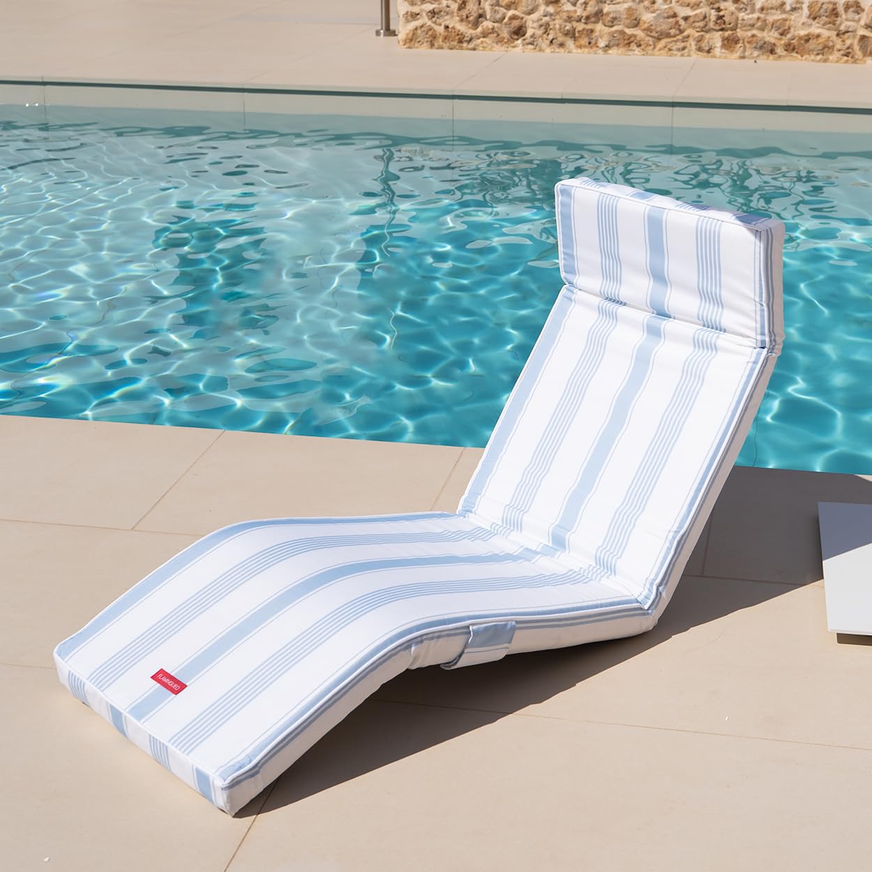 Flamingueo Chaise Longue Pliante - Réglable en Plusieurs Positions - Facile à Transporter - Poche Arrière - Imperméable - Polyester - Bleu