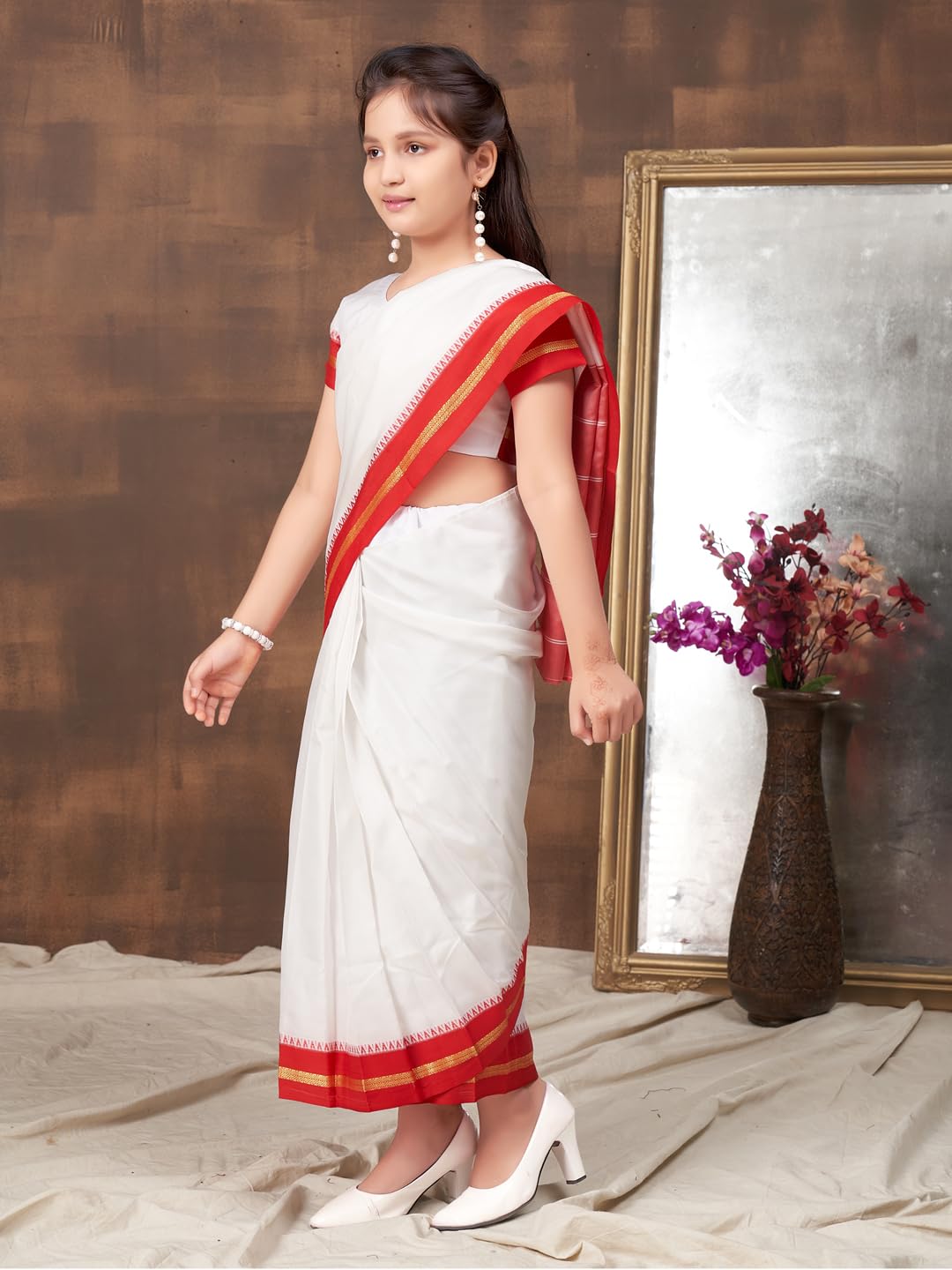 Aarika Girls Ethnic Wear White Colour Bangoli Silk Saree (3-9 Years)