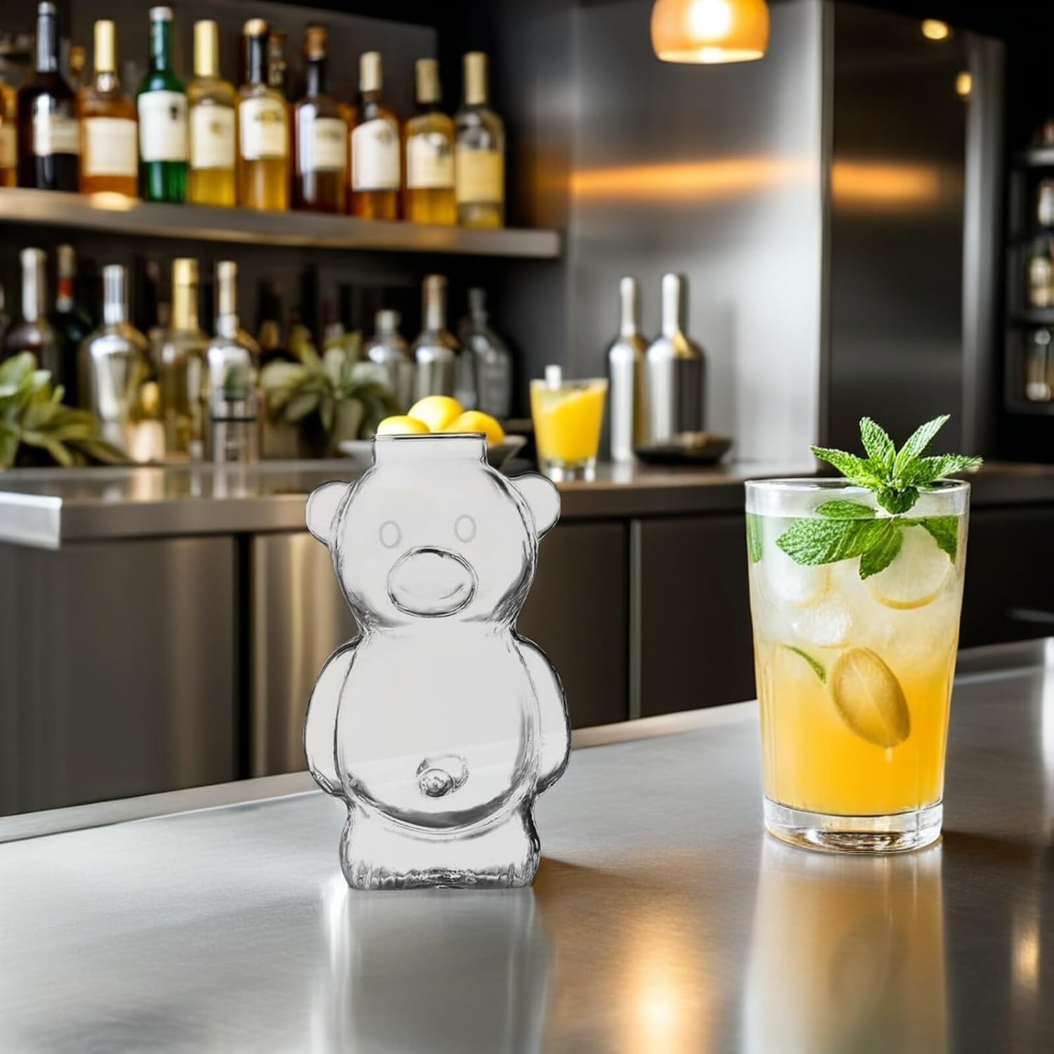 ibasenice 2pcs Bear Shape Cocktail Glasses 320ml Adorable Beer and Juice Cups Novelty Cartoon Mug Set for Home Bar Kitchen Restaurant Use