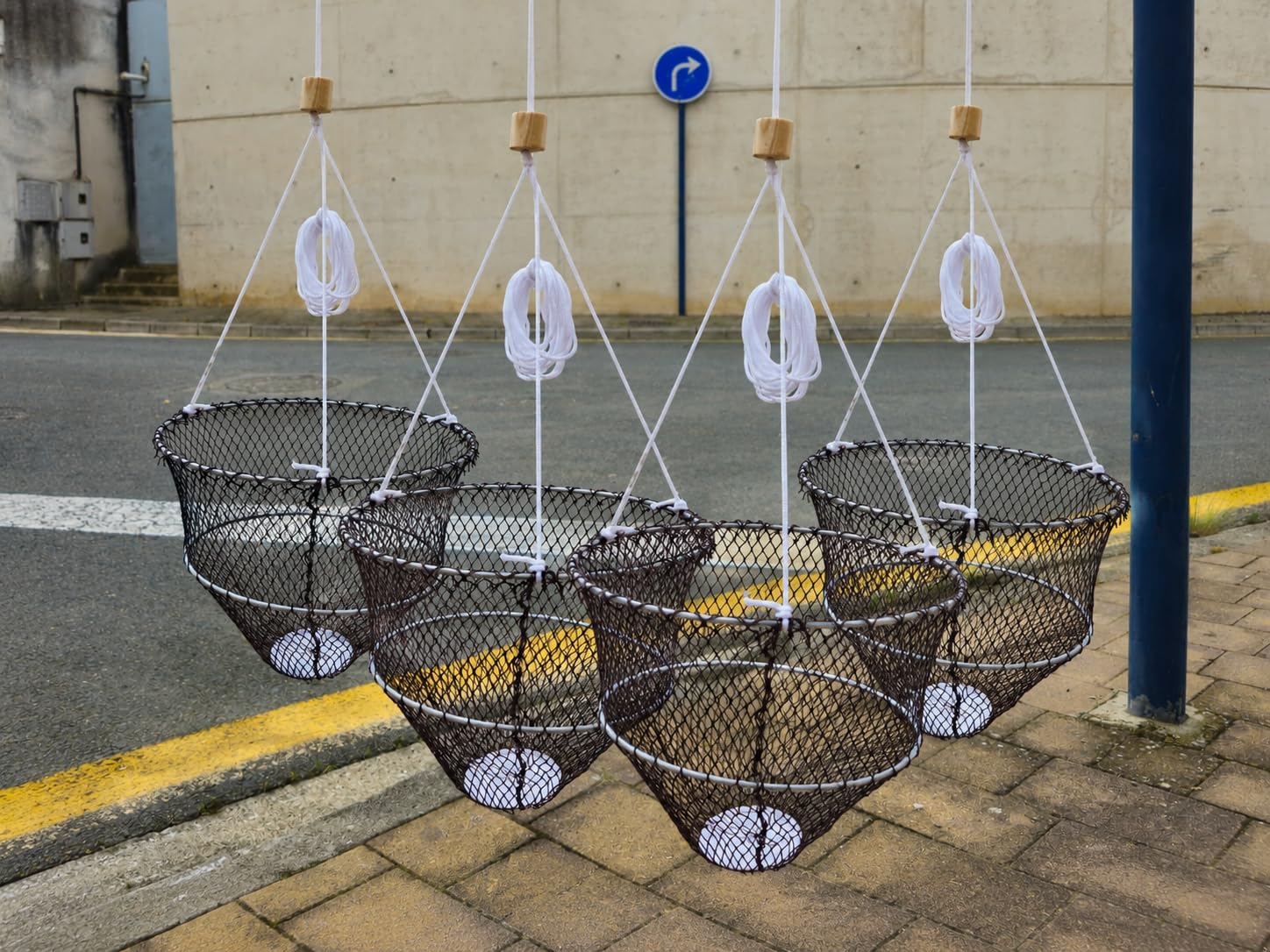Pack de 4 Reteles Evia de Nylon para Pesca de Cangrejos 30 cm Diámetro | Malla Rojiza 5 mm | Estructura de Acero Cuerda + Corcho + Imperdible y Plomo