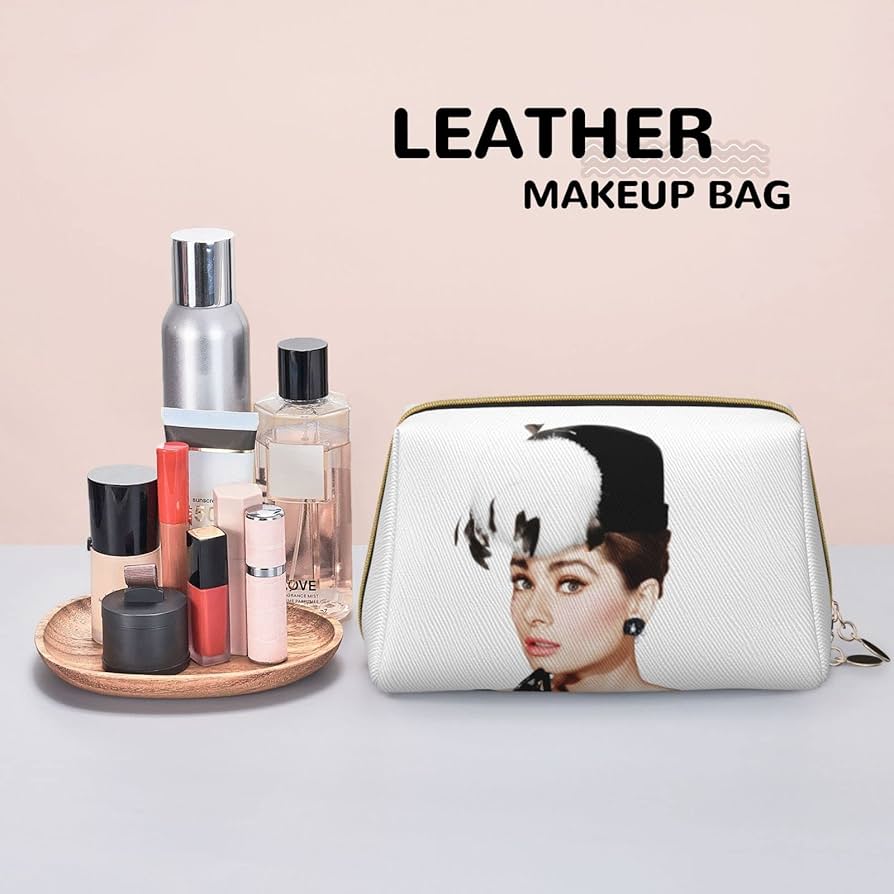 オードリー・ヘプバーン ポーチ Amazon.co.jp: 化粧ポーチ レザー オードリー・ヘップバーン