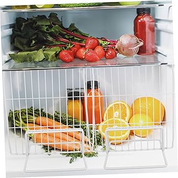 シルバー冷蔵庫 上部冷凍庫 仕切り棚付き 　　　( あや ) シルバー冷蔵庫 上部冷凍庫 仕切り棚付き ( あや ) シルバー