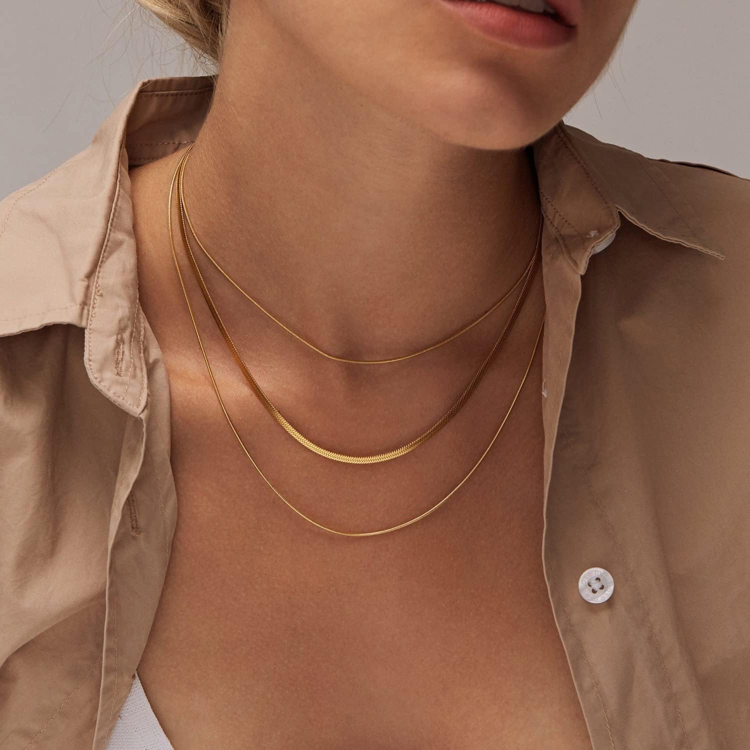 Miniatura 3 de Léwind Herringbone Chain Layered Necklace, 18K GoldSilver Plated Snake Chain Long Choker Necklace Dainty Chain Necklaces for Women Girls Gold
