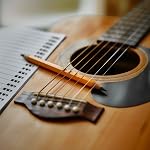 Swhmc Nickel Alliage Chaînes acoustiques de guitare, 6-String Ensemble E-012, B-016, G-024, D-031, A-041, E-049, Clair et doré