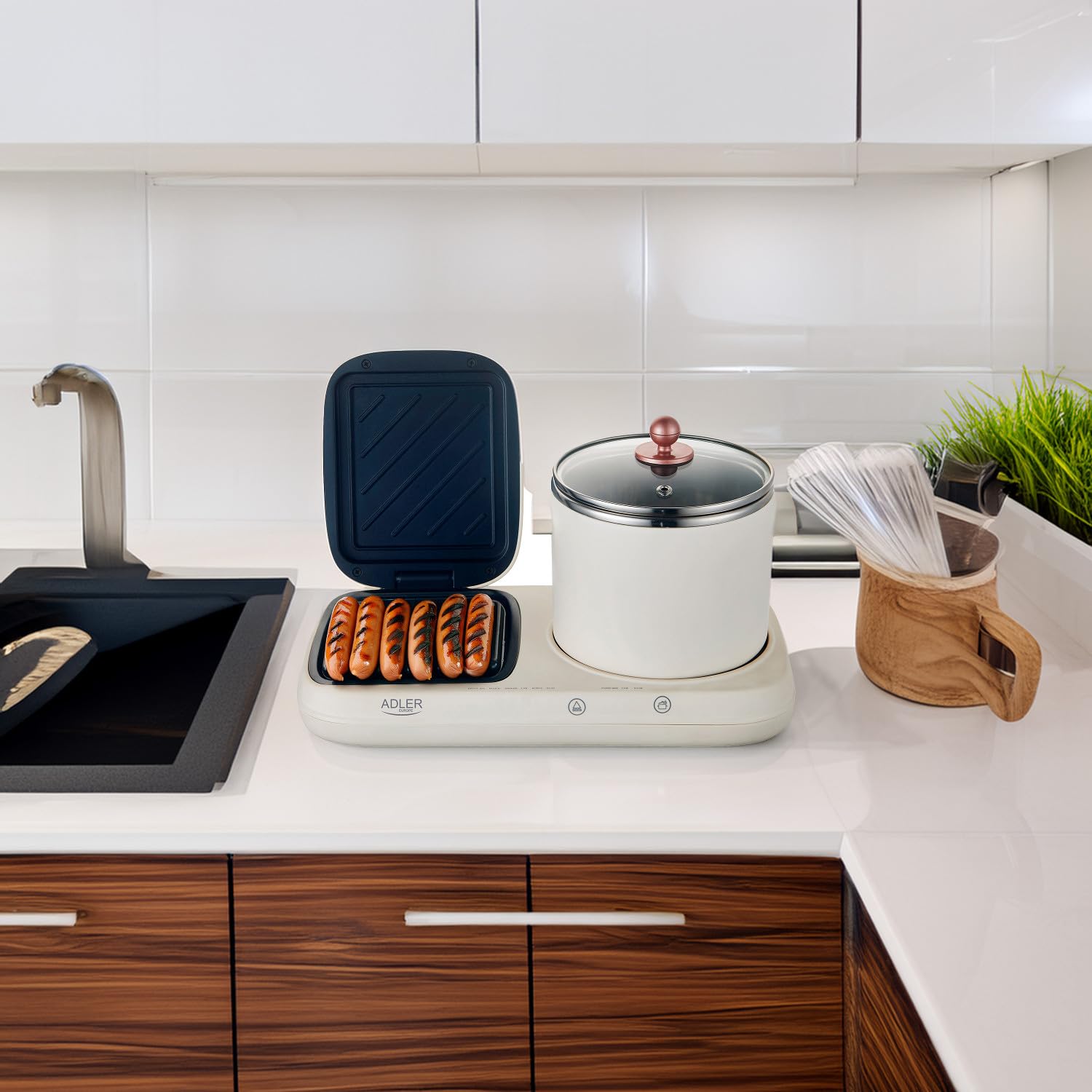 ADLER EUROPE AD 6421 Stazione di colazione 2 in 1 con pentola da 1,0 L e superficie antiaderente per griglia | Design retrò | per piccole cucine | Multifunzionale 1100-1320 W