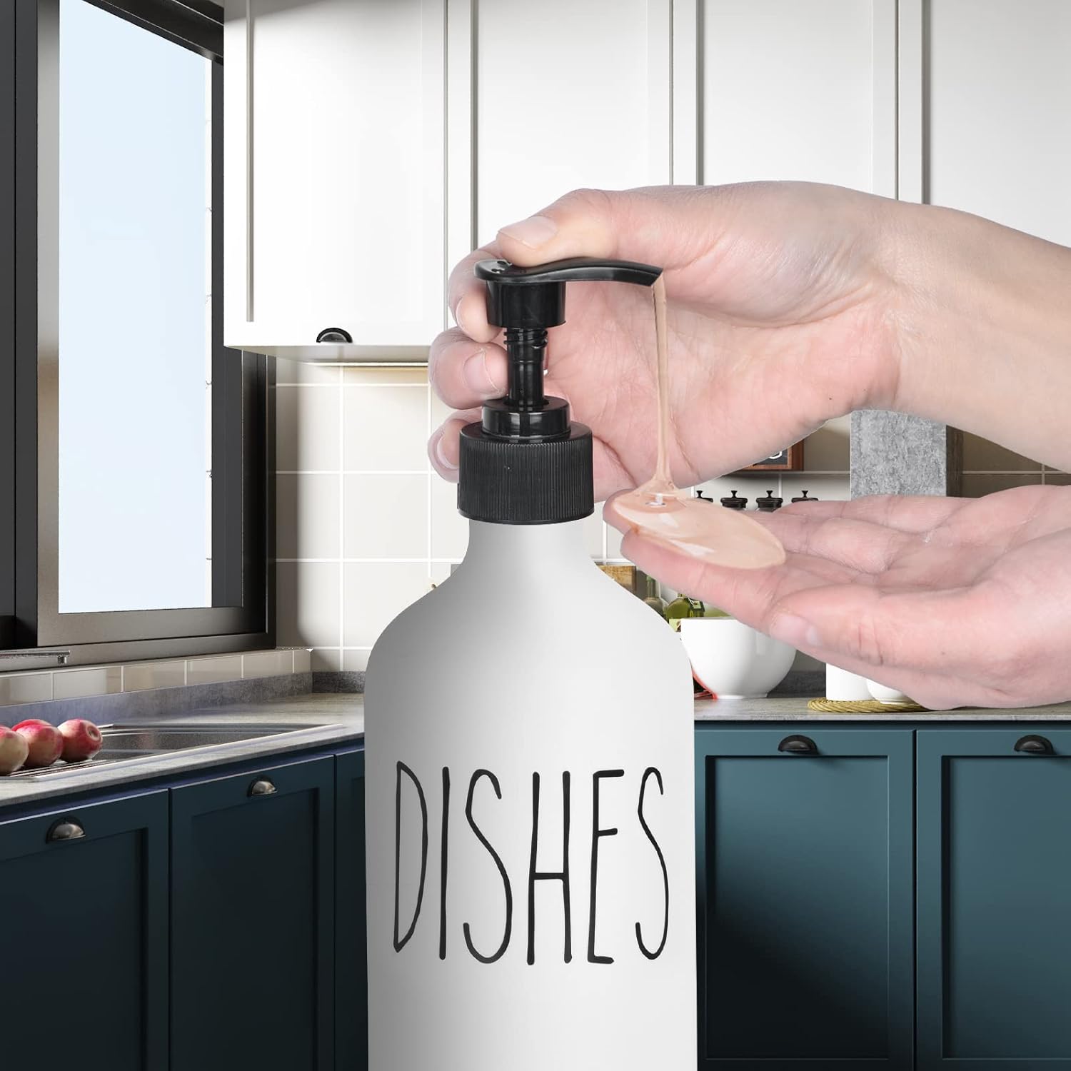 Dish Soap Dispenser 500ml Large Plastic Soap Dispenser Refillable Pump Liquid Sanitizer Bottle for Kitchen Bathroom Cute Farmhouse Style Home Decor (White Dishes) - Image 5
