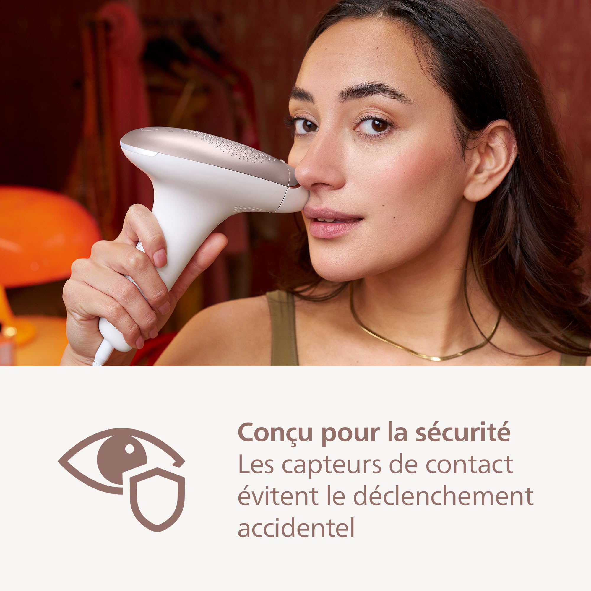 Philips Lumea série 7000, Épilateur à lumière pulsée, alternative à l'épilation laser, avec tondeuse-stylo Satin Compact, 2 embouts pour le corps et le visage, modèle BRI921/00