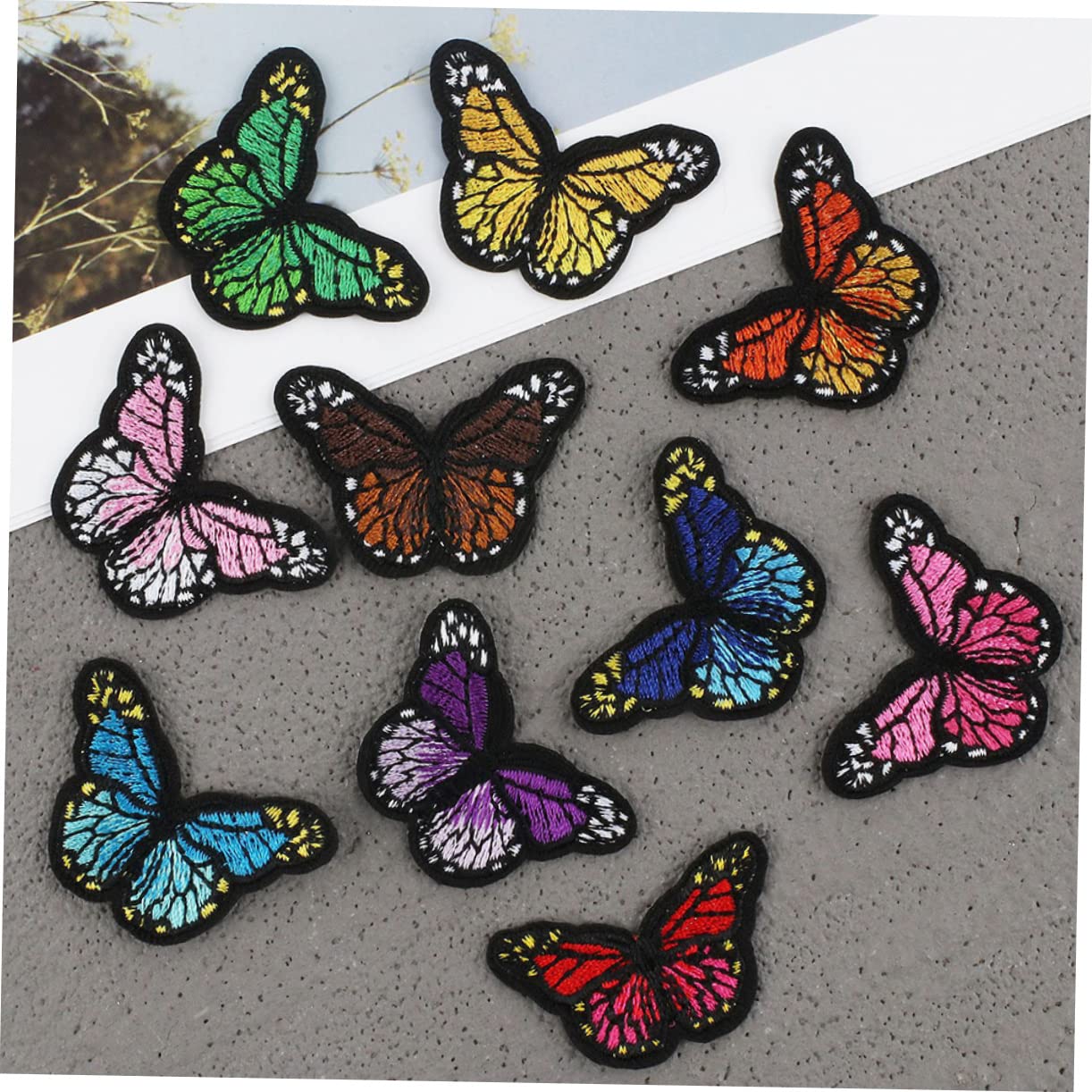 STOBOK 126stücke Teiliges Bunter Bestickter Blumen Und Schmetterlings-patches -bügelflicken Für Kleidung Taschen Und Accessoires Zum Verzieren Und Reparieren