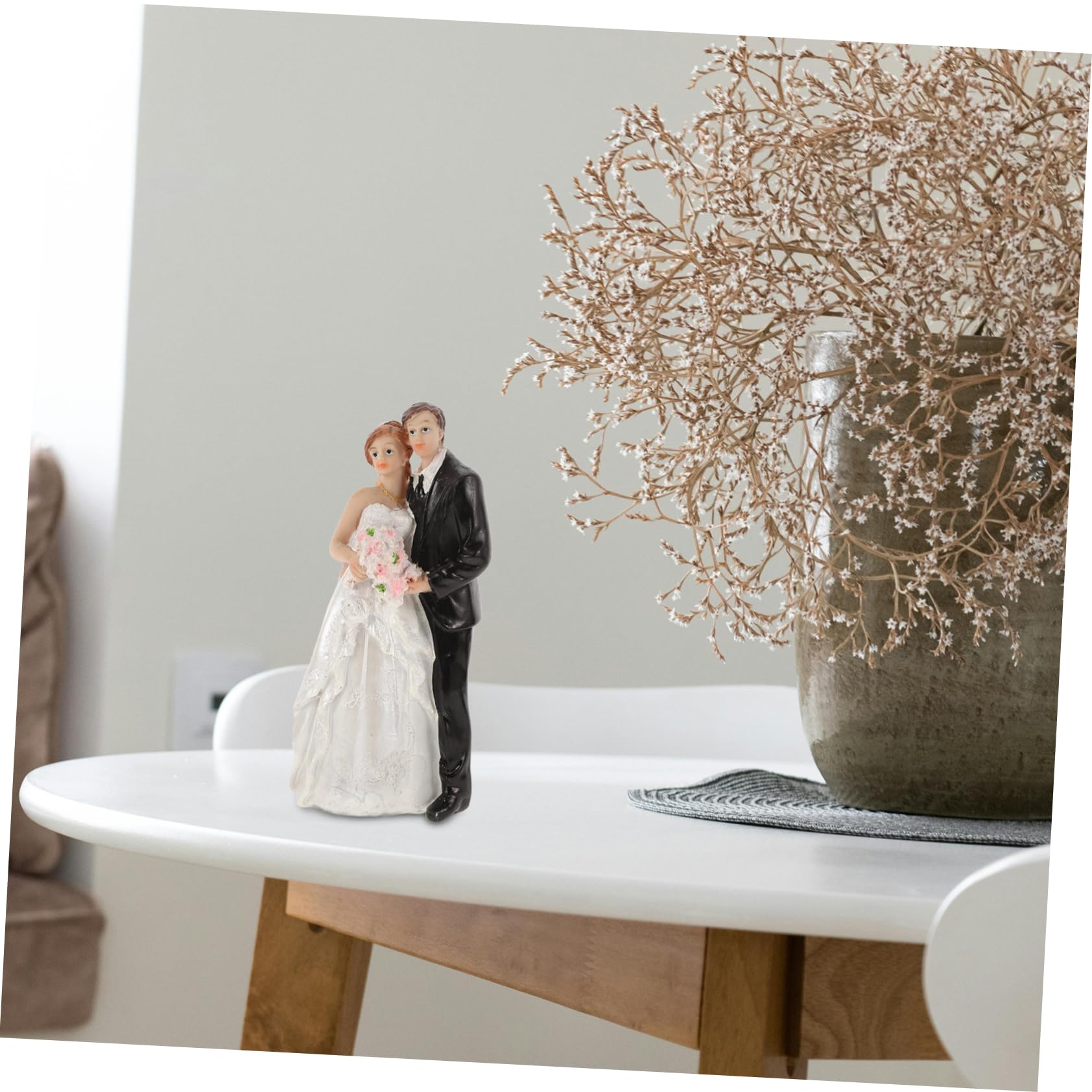 Mr und Mrs Hochzeit Tortenfigur für Brautpaar aus Harz Hochzeitstortendekoration und Tischdekoration für Kuchen Multifunktionale Paarfigur mit Langlebigem Design