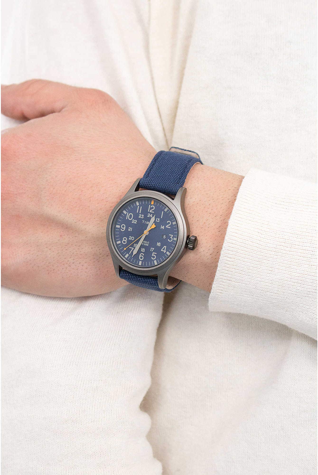 Timex HerrenArmbanduhr Analog Quarz Edelstahl TW2R46600