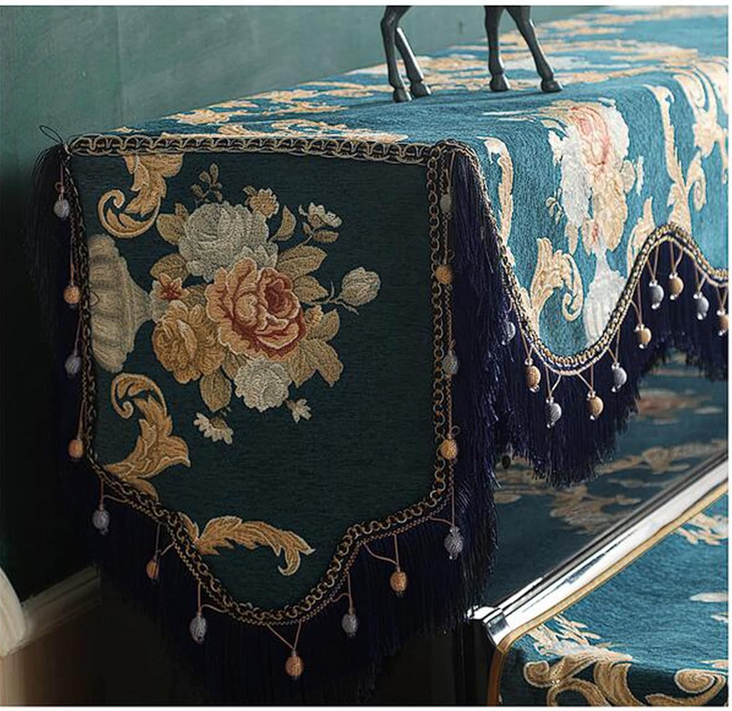 絨毯の女王ーホジャロシュナイ(274cm x 182cm) 選べるサイズ レトロ