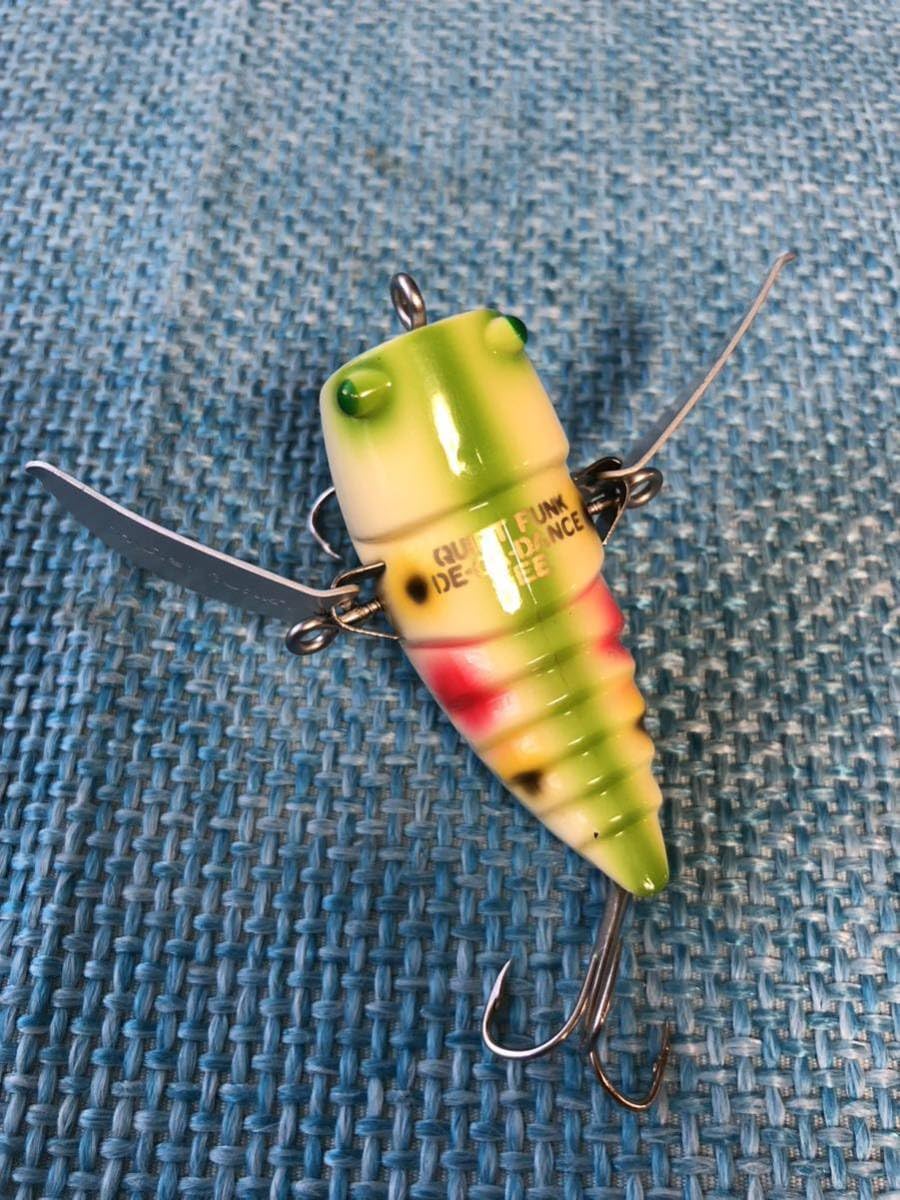 quiet funk DE-CA-DANCE FEE/Rデカダンスフィーラトリン