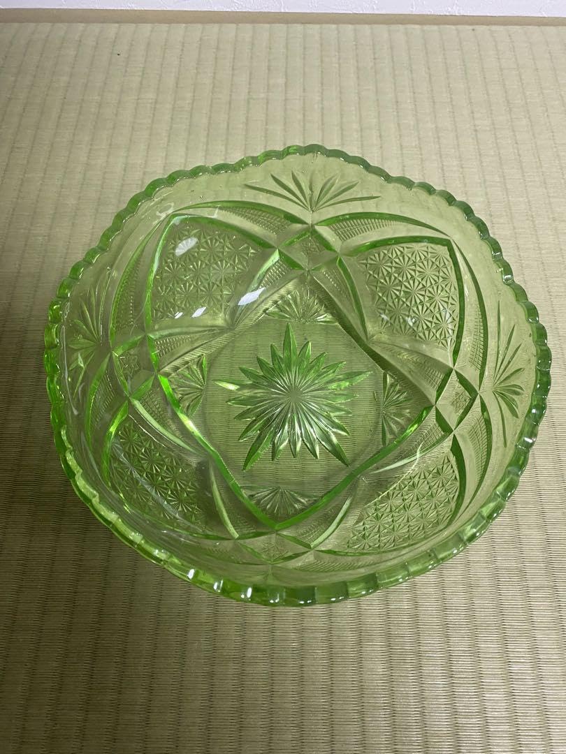 ウランガラス　1940年代　イギリスアンティーク　ヴィンテージ ウランガラス1940年代イギリスアンティークヴィンテージ