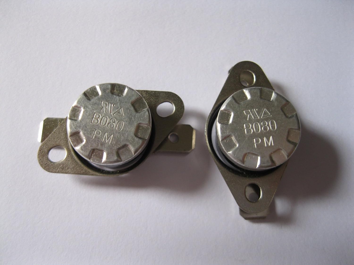 20 Pcs Temperature Controlled Switch Thermostat 80°C N.C. KSD301 Normal