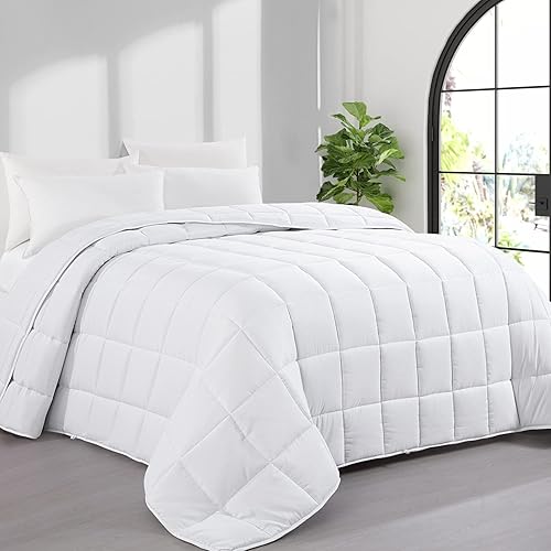 HOMBYS Edredón de tamaño King extragrande de 136 x 120 pulgadas, edredón de cama tamaño King de Alaska, relleno de edredón alternativo extra grande