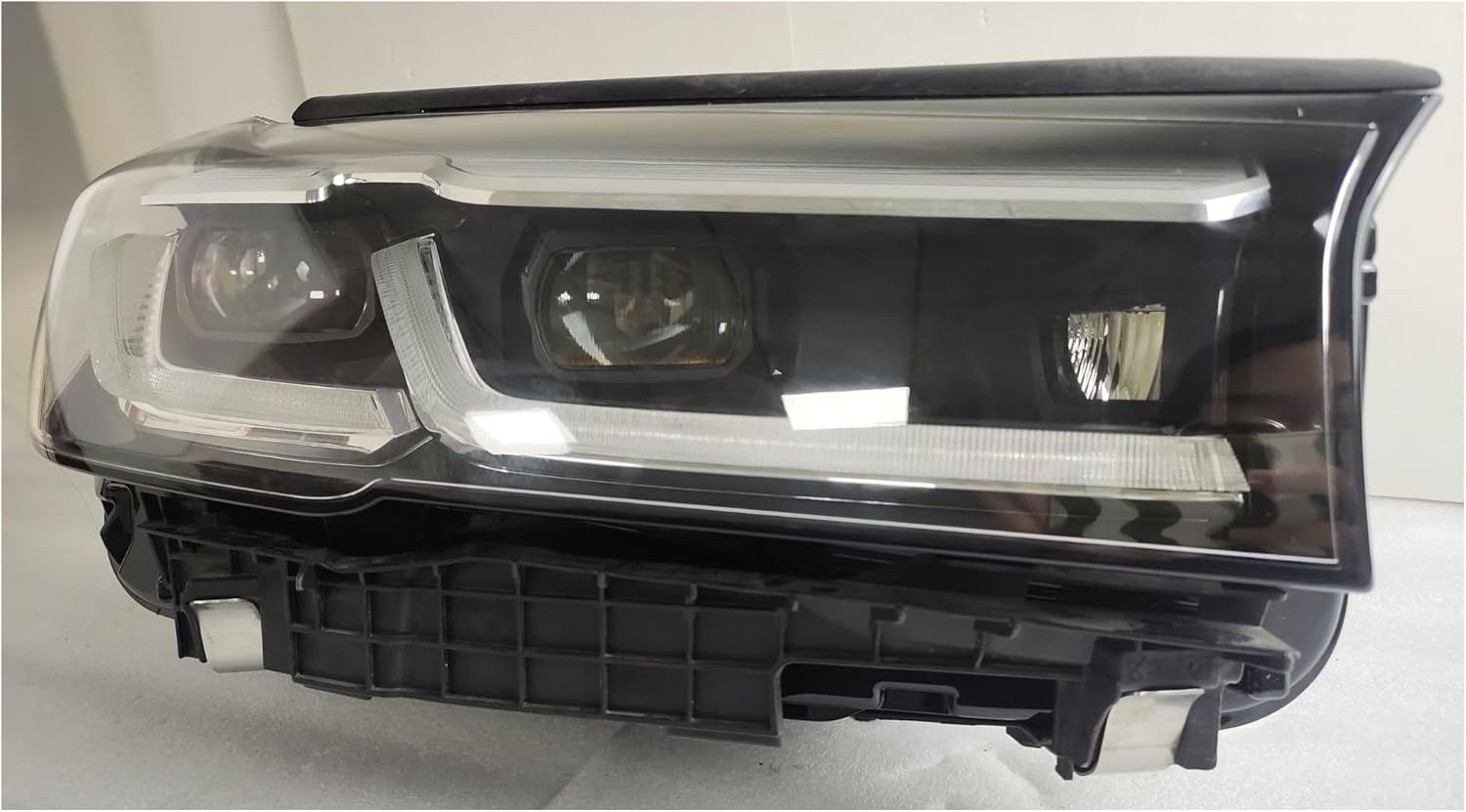 Car Accessories LED Lamp 2020-2022 Compatible With BMW 5 Series G30 Headlight Original Headlamp Assembly Auto Lighting Systems(Left no module)