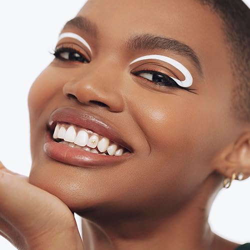 Miniatura 10 de Stila - Delineador de ojos líquido de doble punta resistente al agua para todo el día, 1 ml (0.033 onzas líquidas).