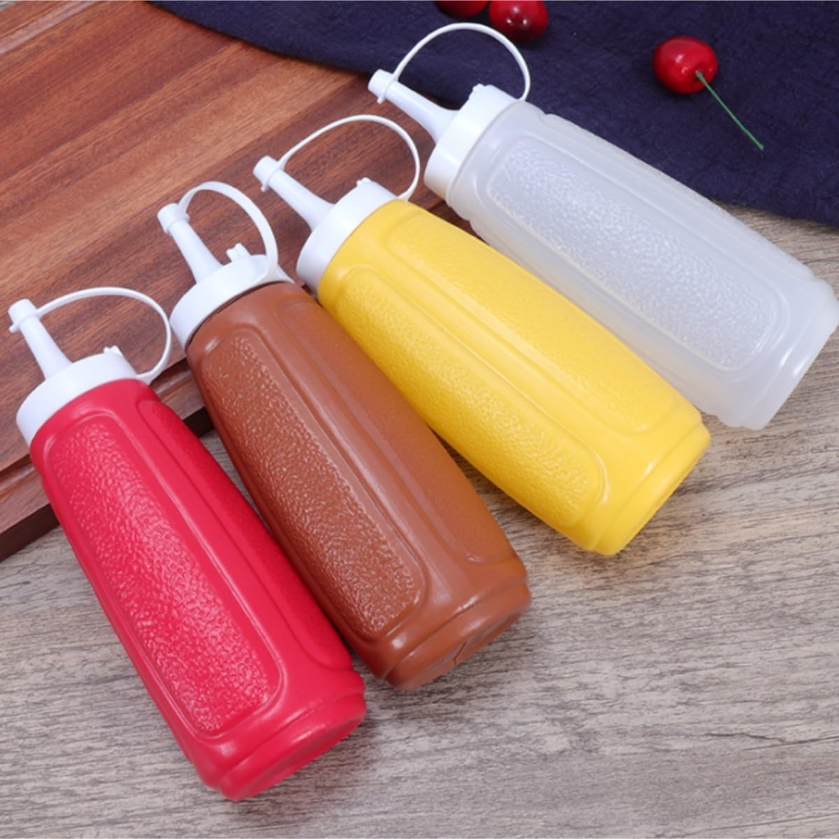 Dispensador De Botella para Salsa Juego De 5 Botellas De Plástico con Tapa, Botella For Condimentos, Salsa For Ensalada, Salsa De Tomate, Mermelada(Rot)