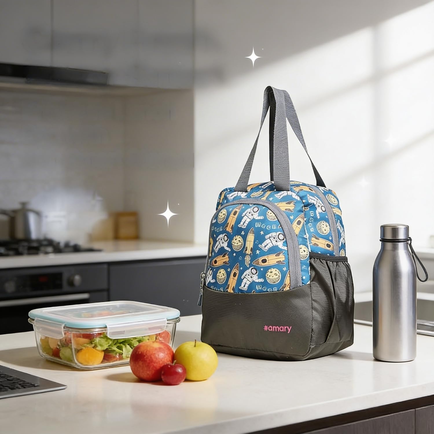 AMARY Lunch Bag Astronaut Moon Gray | Water-Repellent Durable Fabric | Tiffin Bag with Bottle Holder & Front Compartment | Strong Zipper & Spacious Meal Storage (Astronaut Pattern, Moon Gray)-image-39