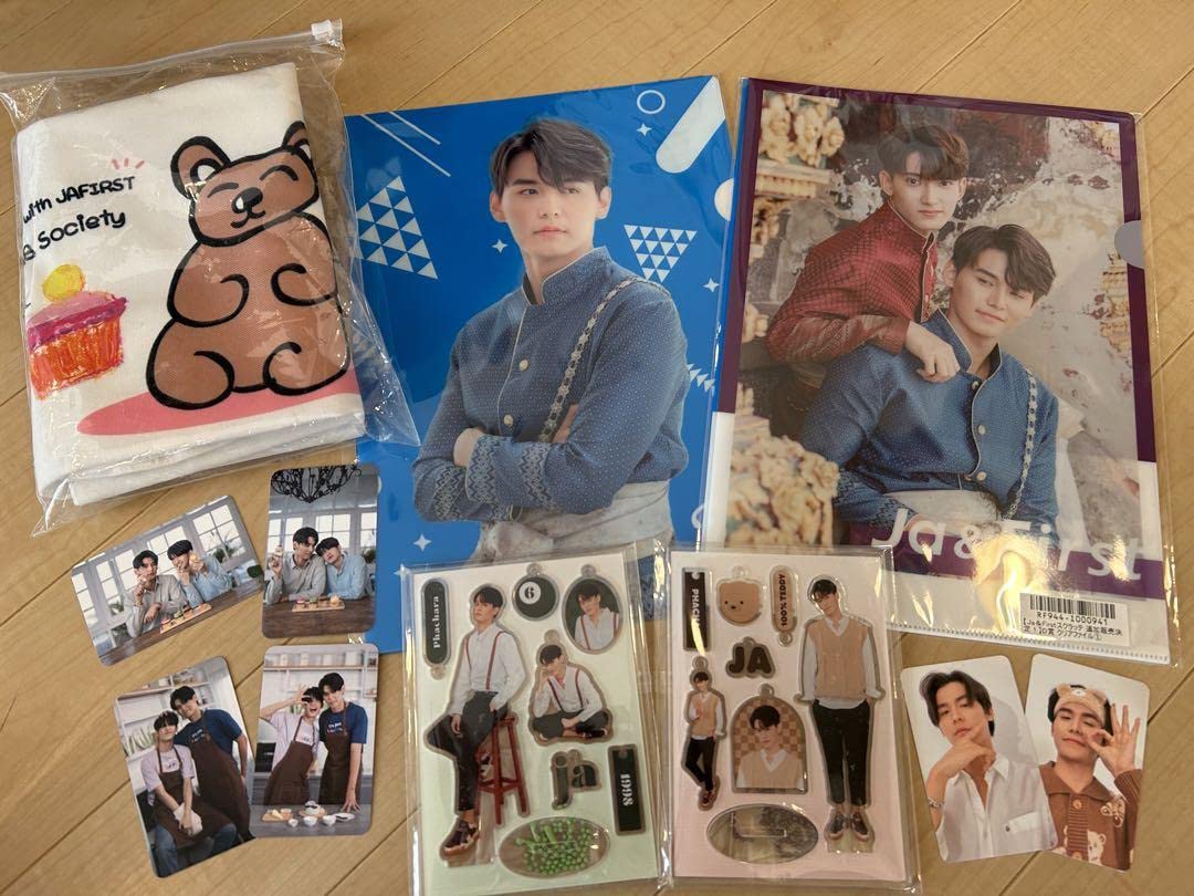 JaFirst グッズ まとめ売り