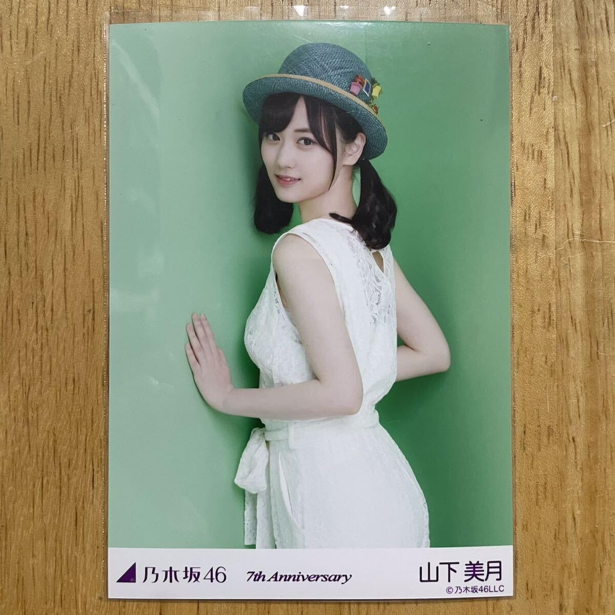Amazon.co.jp: 乃木坂46 山下美月 7th anniversary 生写真 緑 チュウ 1