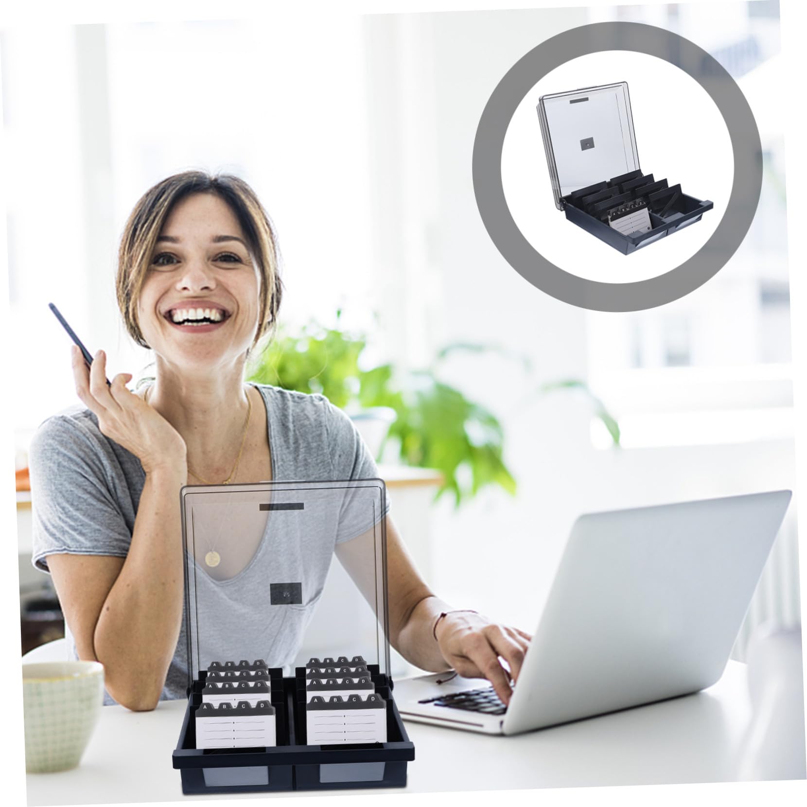 Visitenkartenbox Kunststoff mit Karten Kapazität Robuster Kartenhalter Organizer für Büro und Schreibtisch Transparente Aufbewahrung für Visitenkarten und Id-karten